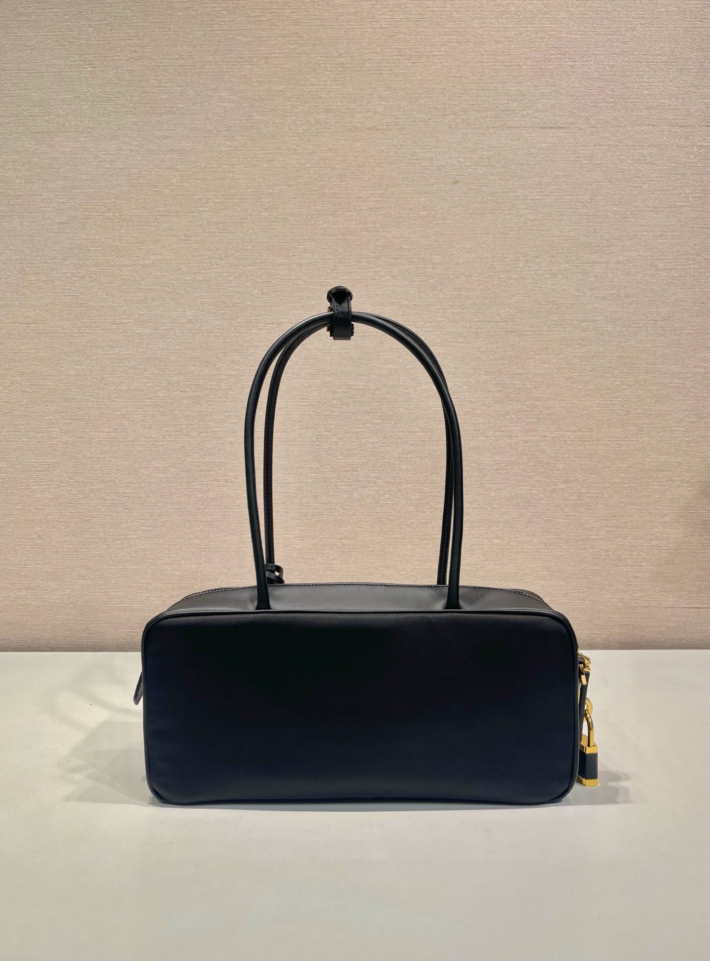 Prada 프라다 Tessuto Tocker Re-Nylon 토트백 3