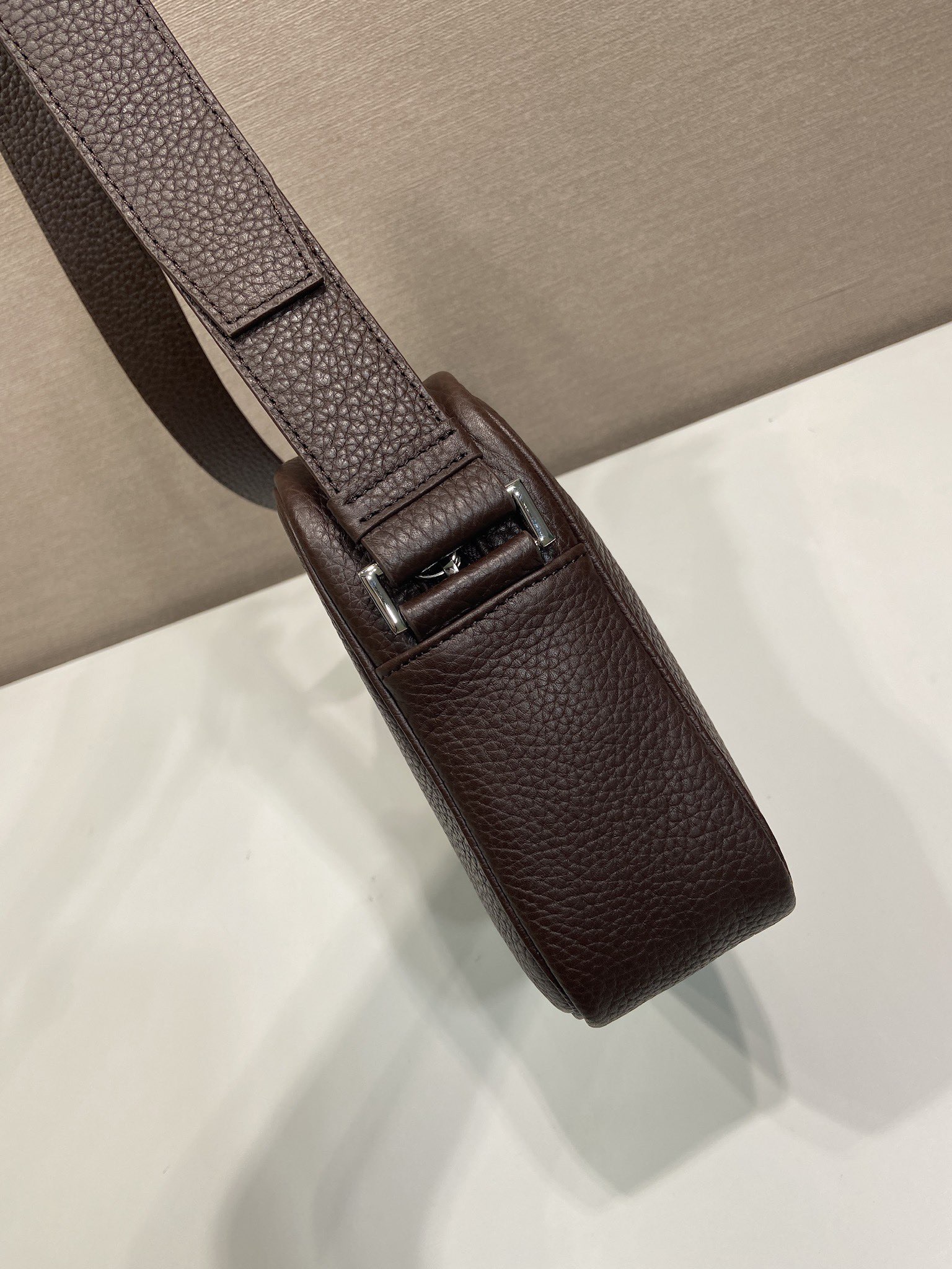 Prada 프라다 사피아노 레더 크로스바디백 2VH189 5