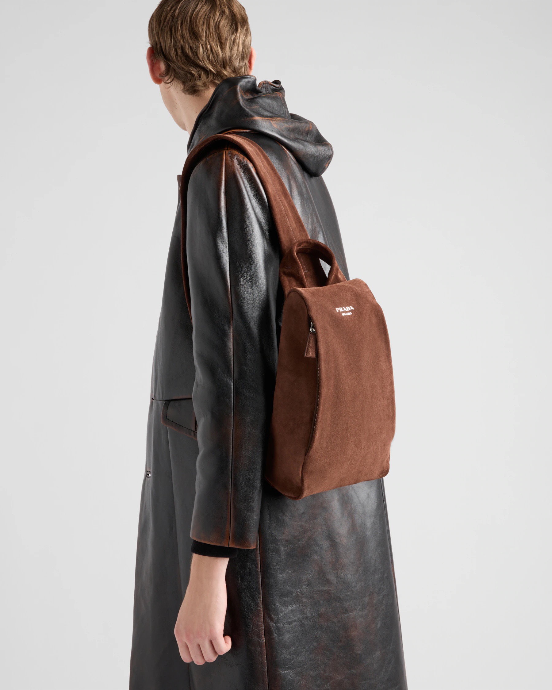 Prada 프라다 2VZ114 브라운 스웨이드 원숄더 백팩 6