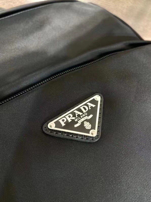Prada 프라다 나일론 사피아노 레더 백팩 2VZ104 블랙 7