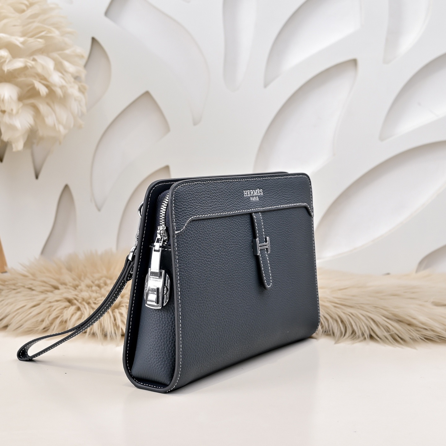 Hermes 에르메스 남성 가죽 스트랩 클러치백 2