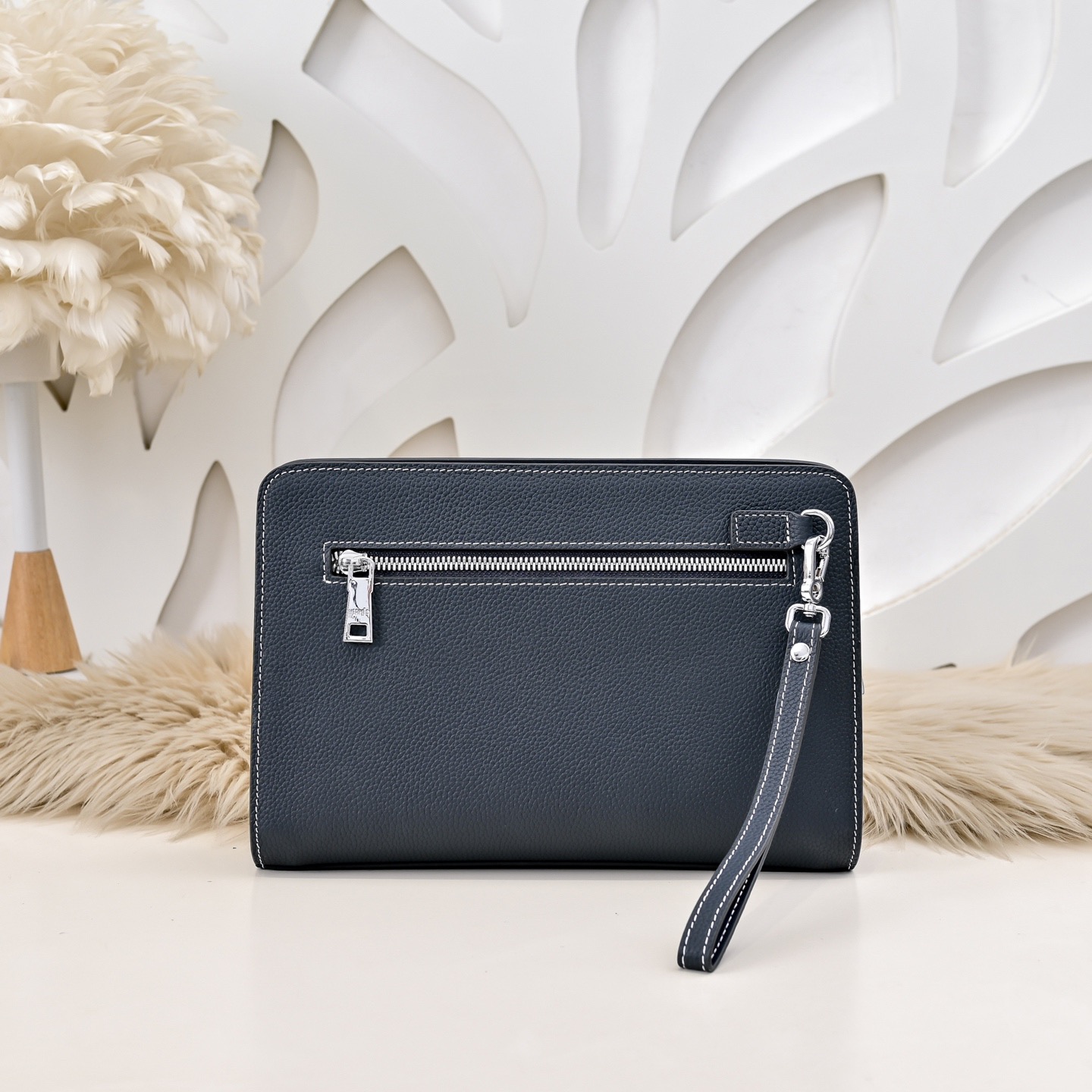 Hermes 에르메스 남성 가죽 스트랩 클러치백 3