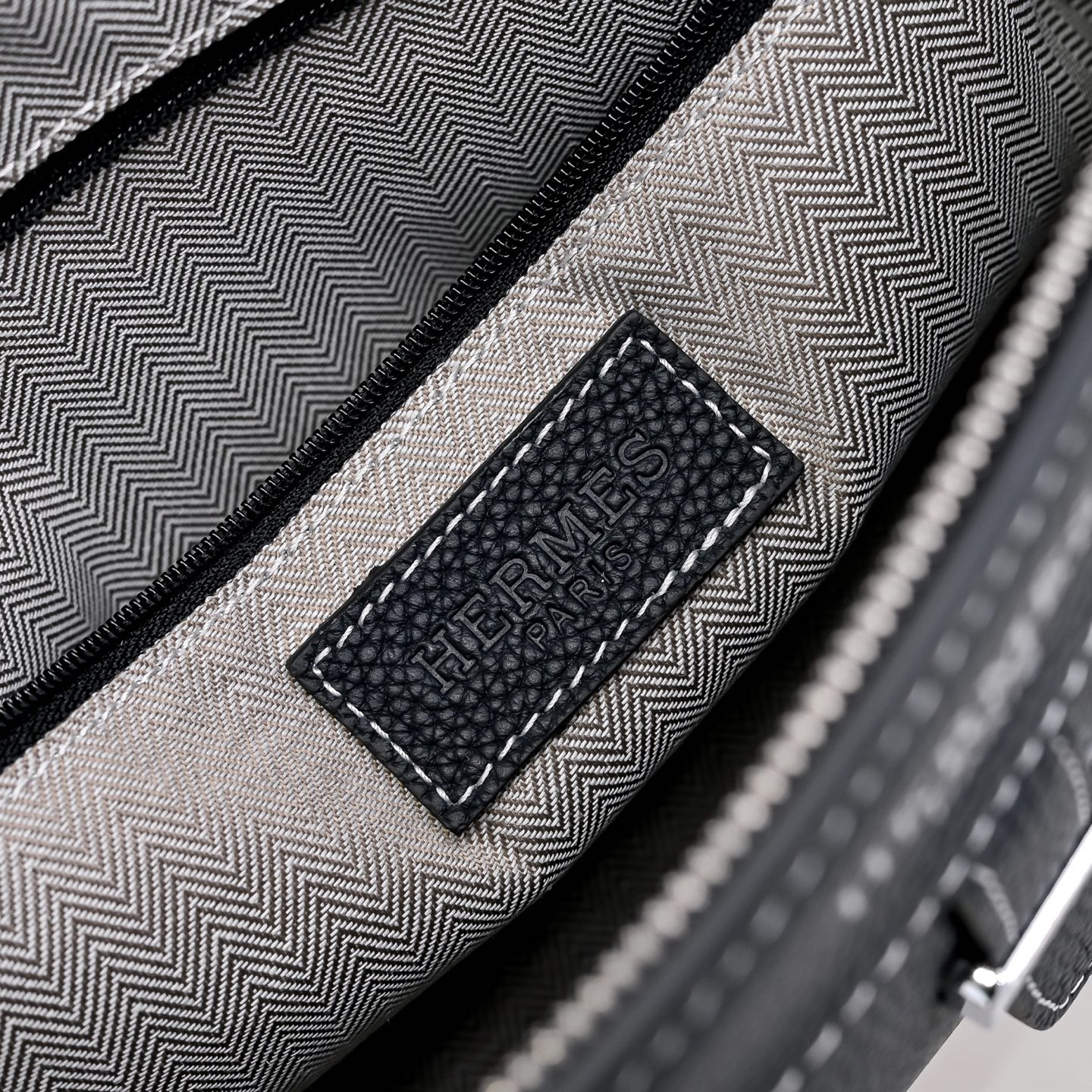 Hermes 에르메스 남성 가죽 스트랩 클러치백 8