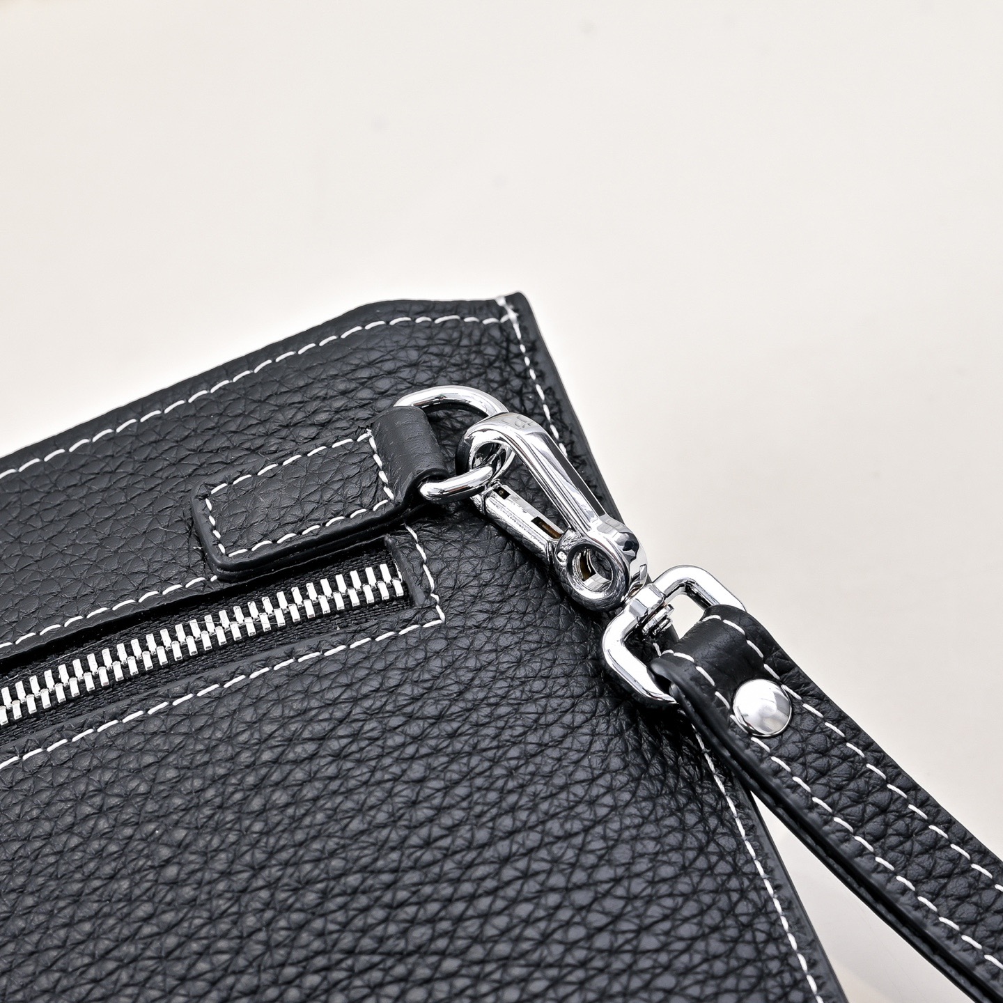 Hermes 에르메스 H 로고 남성 가죽 클러치백 5