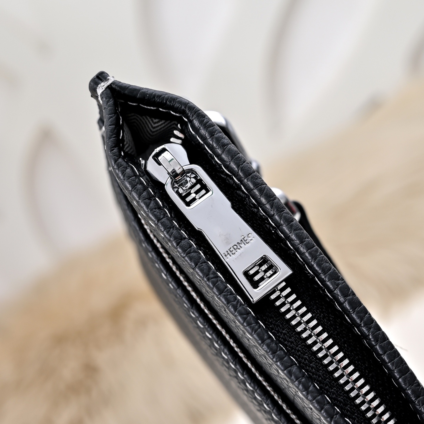 Hermes 에르메스 H 로고 남성 가죽 클러치백 6