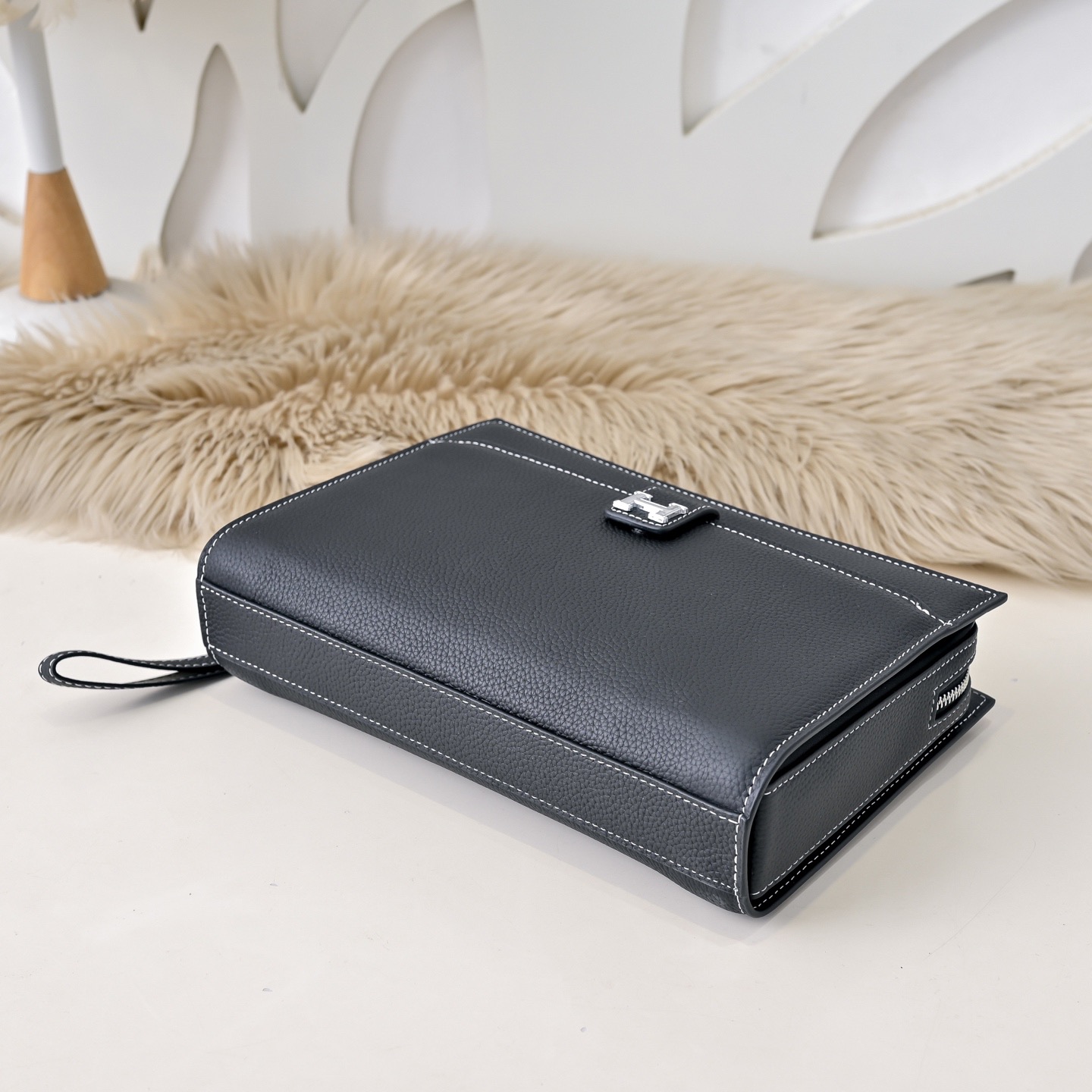 Hermes 에르메스 H로고 남성 소가죽 클러치백 7