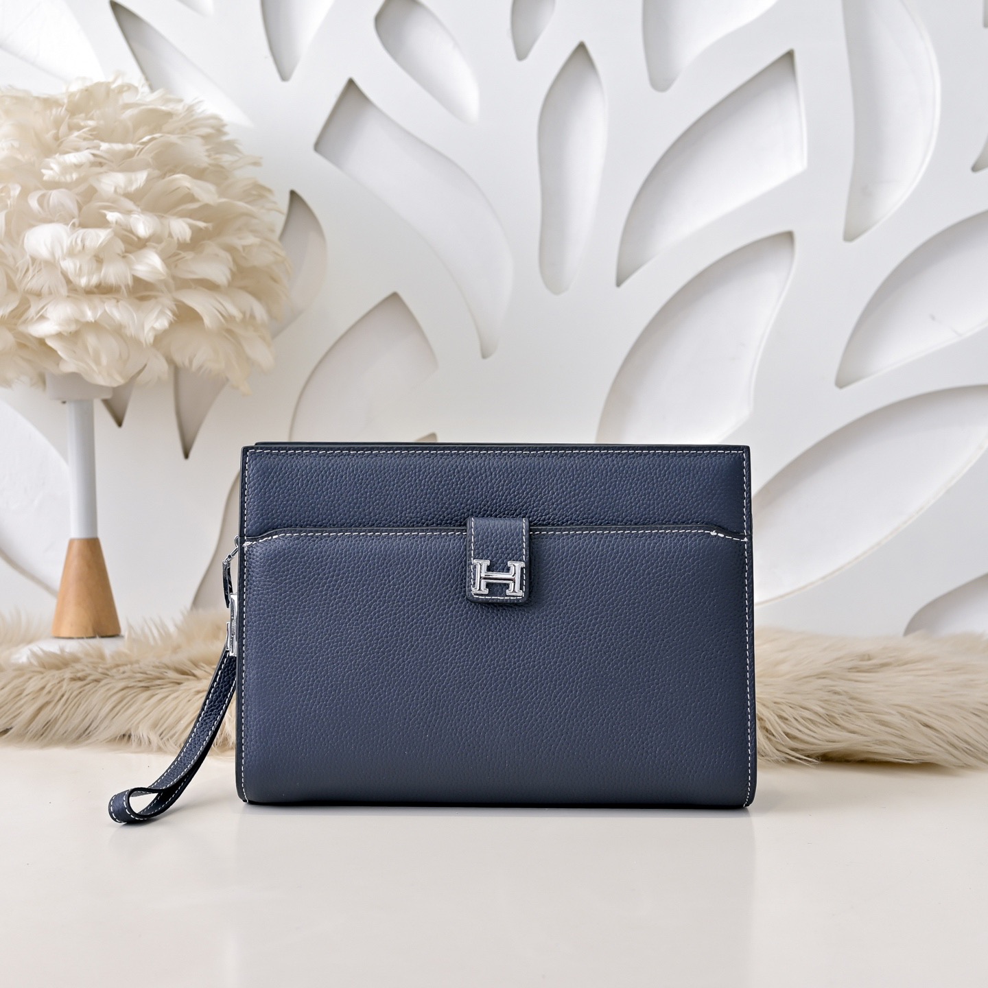 Hermes 에르메스 남성 가죽 H로고 클러치백 1