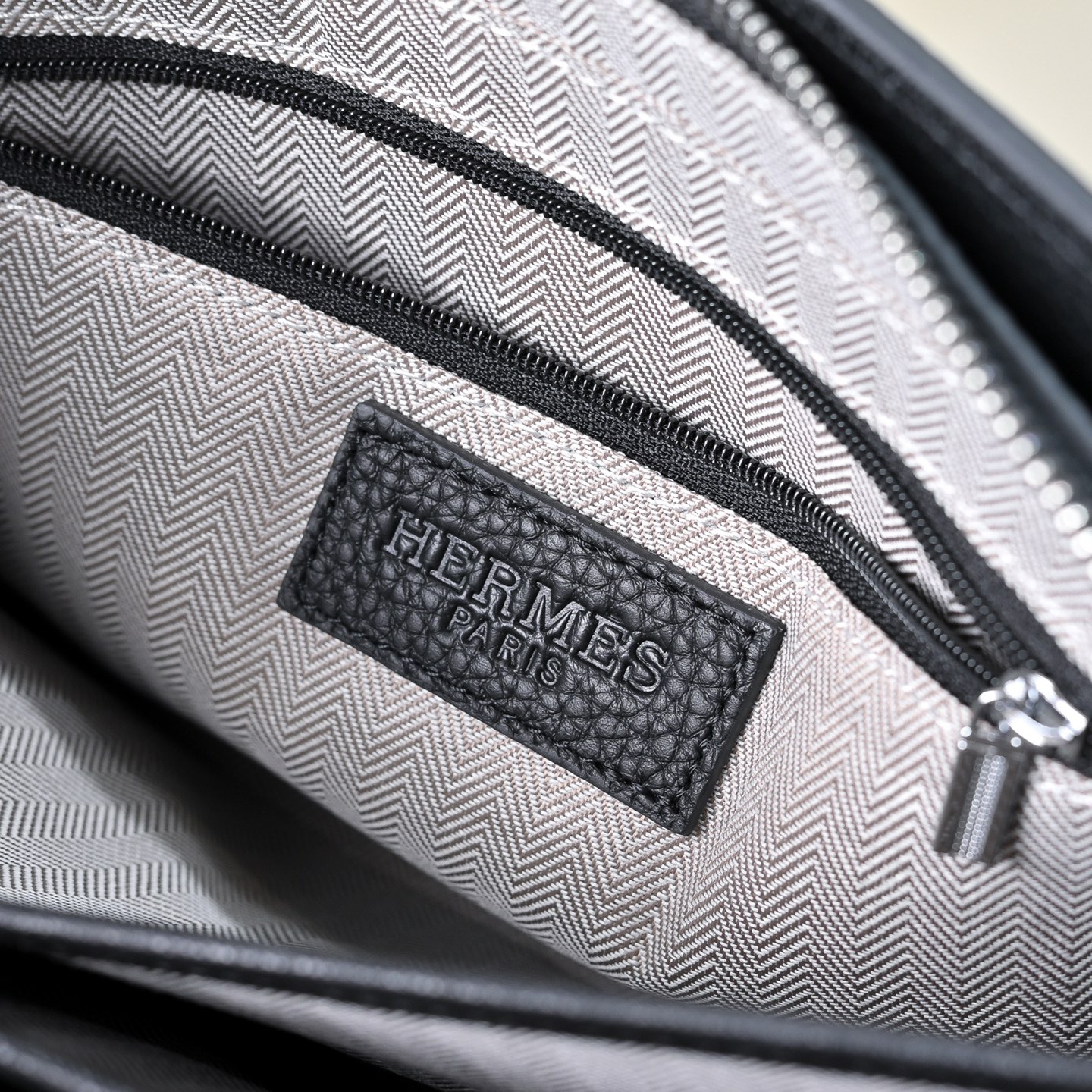 Hermes 에르메스 남성 가죽 H 로고 클러치백 8