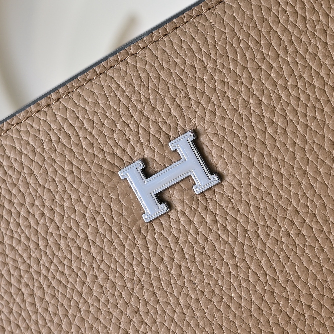 Hermes 에르메스 남성 가죽 H 로고 클러치백 4