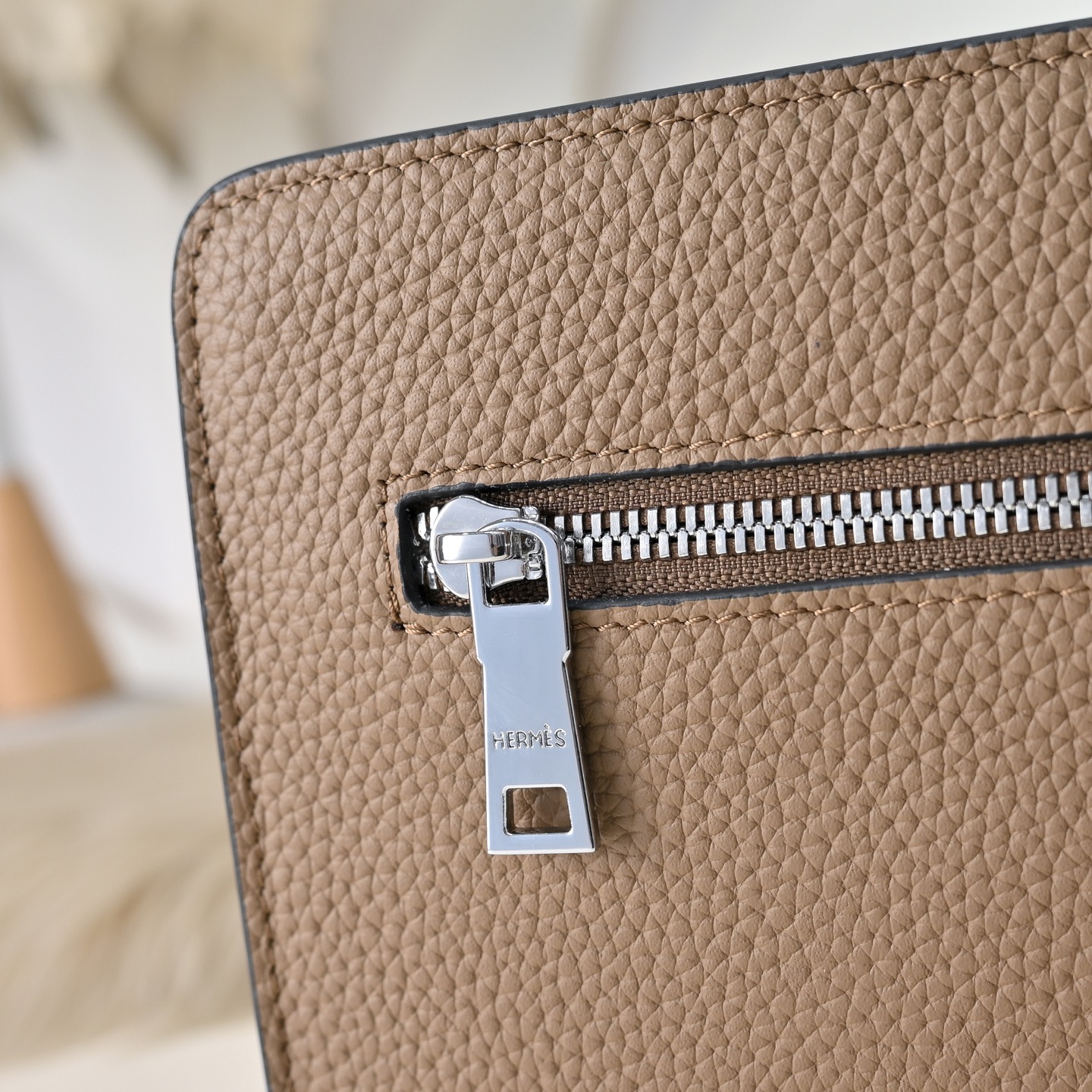 Hermes 에르메스 남성 가죽 H 로고 클러치백 5