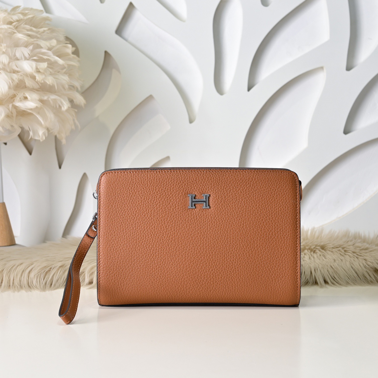 Hermes 에르메스 남성 가죽 H 로고 클러치백 1