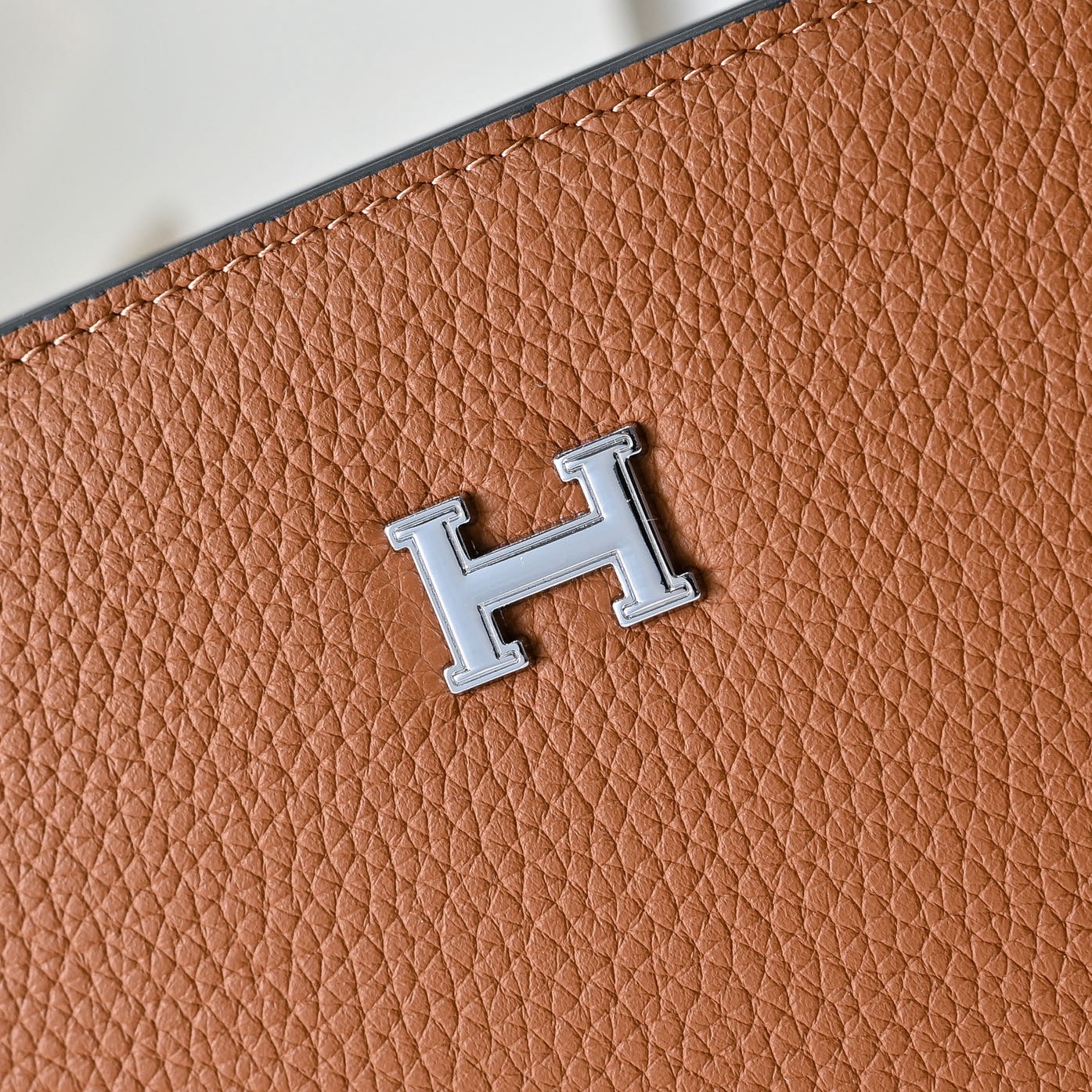 Hermes 에르메스 남성 가죽 H 로고 클러치백 4