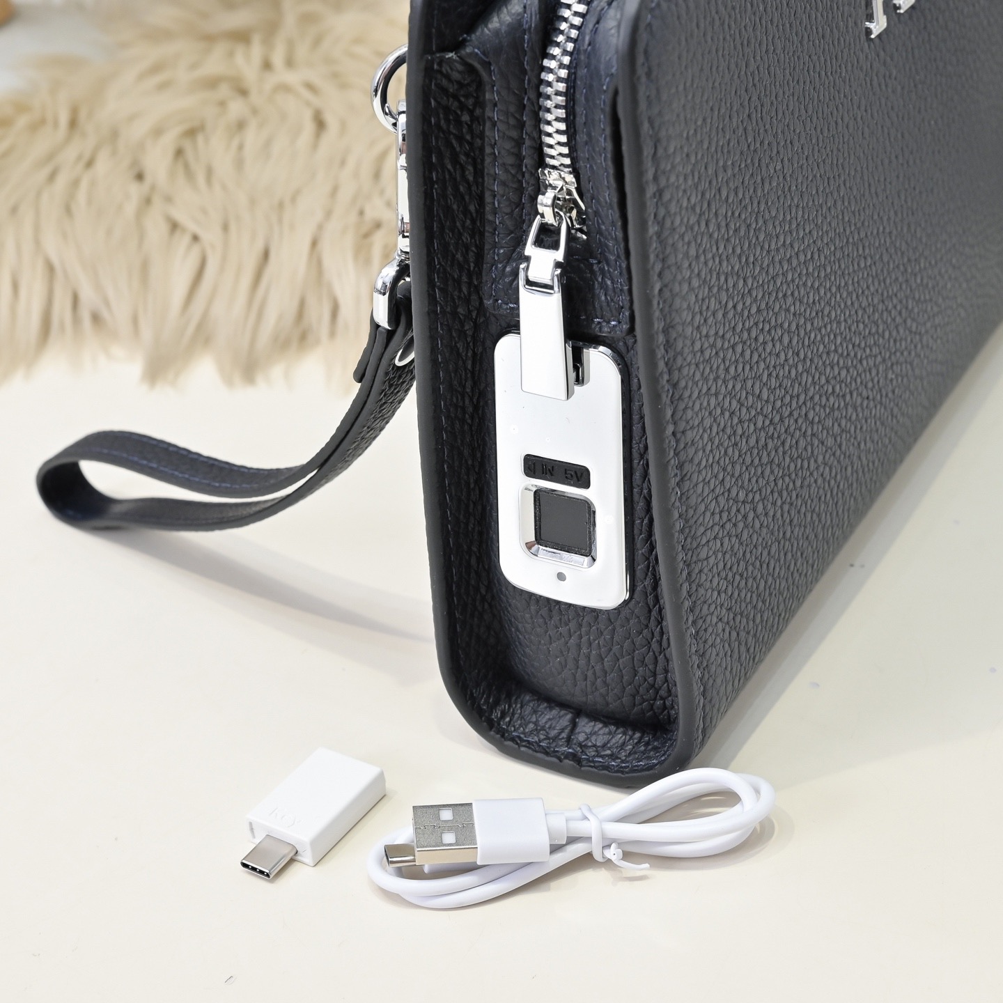 Hermes 에르메스 남성 소가죽 H 로고 클러치백 5