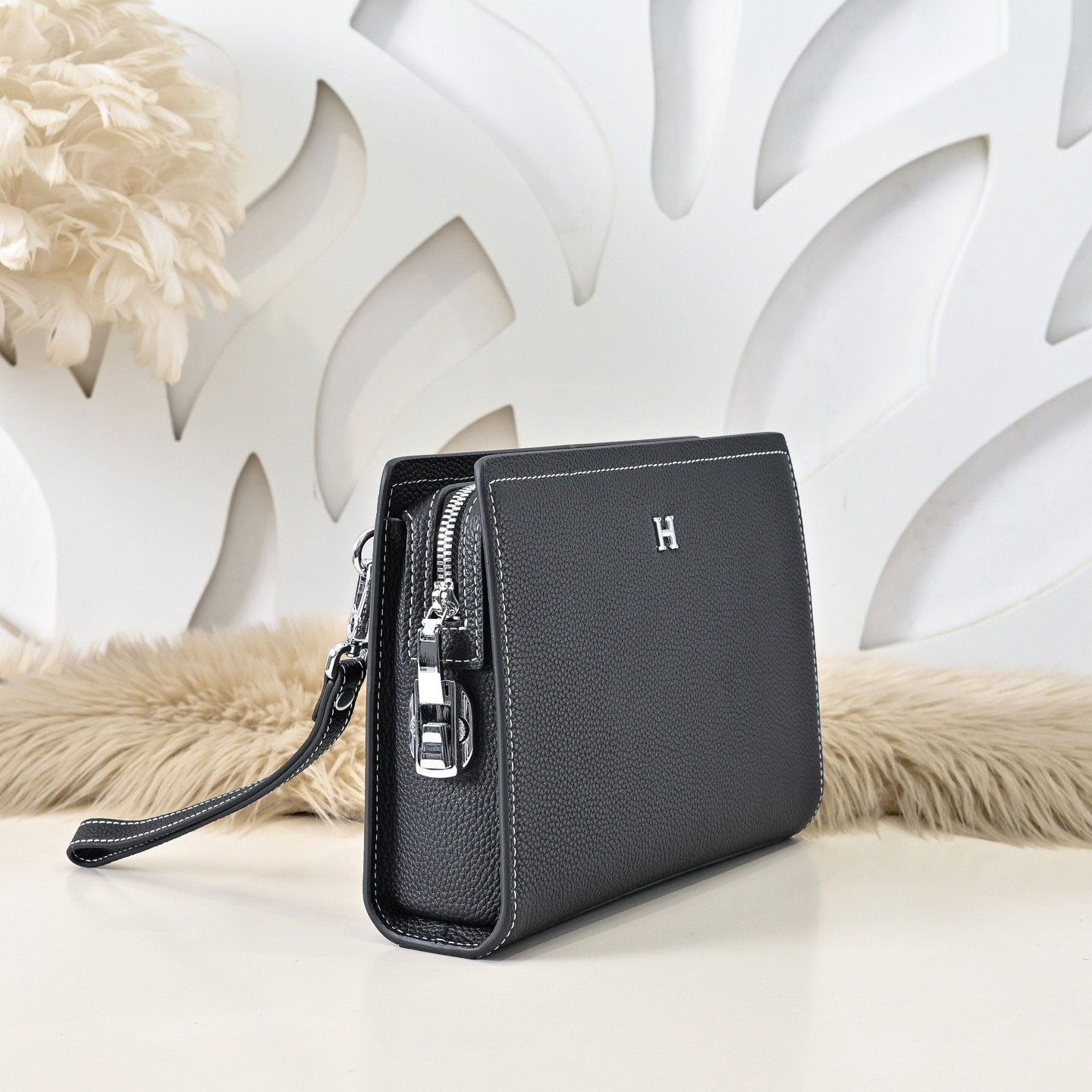 Hermes 에르메스 남성 가죽 클러치백 2