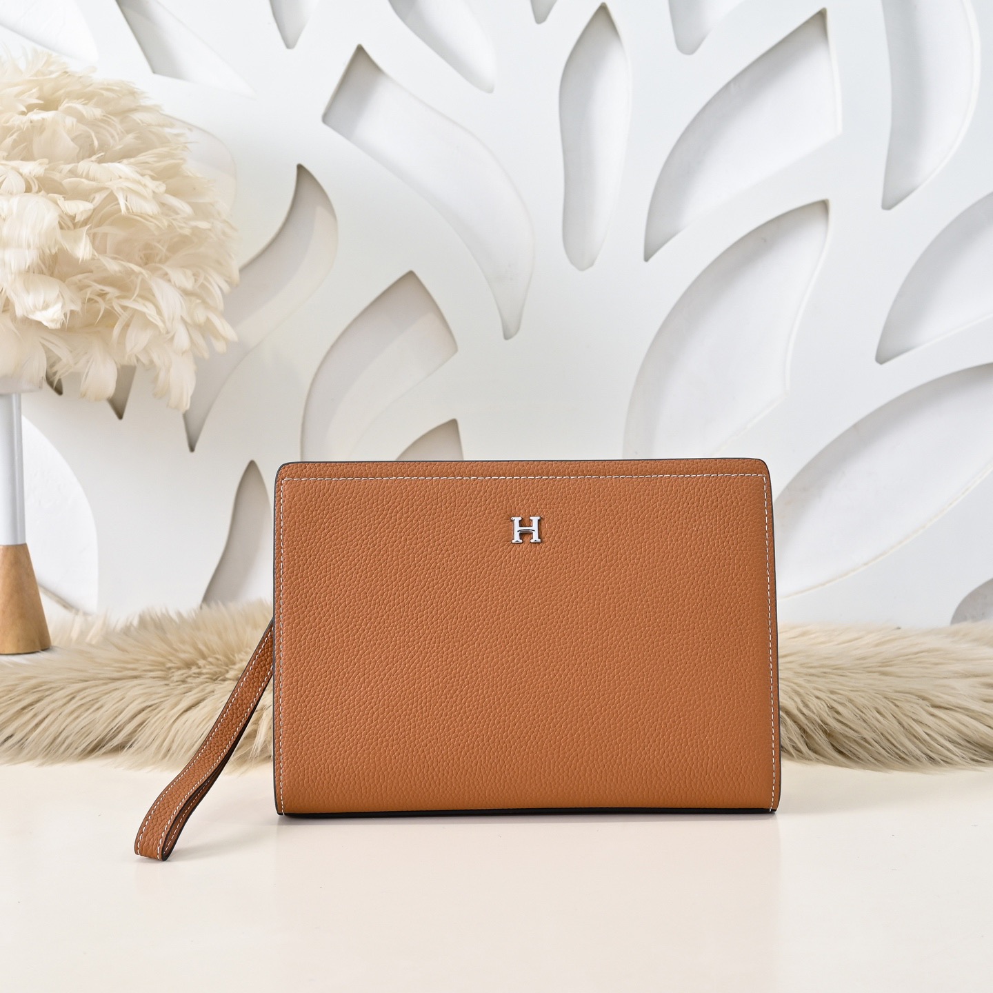 Hermes 에르메스 H 로고 남성 가죽 클러치백 1