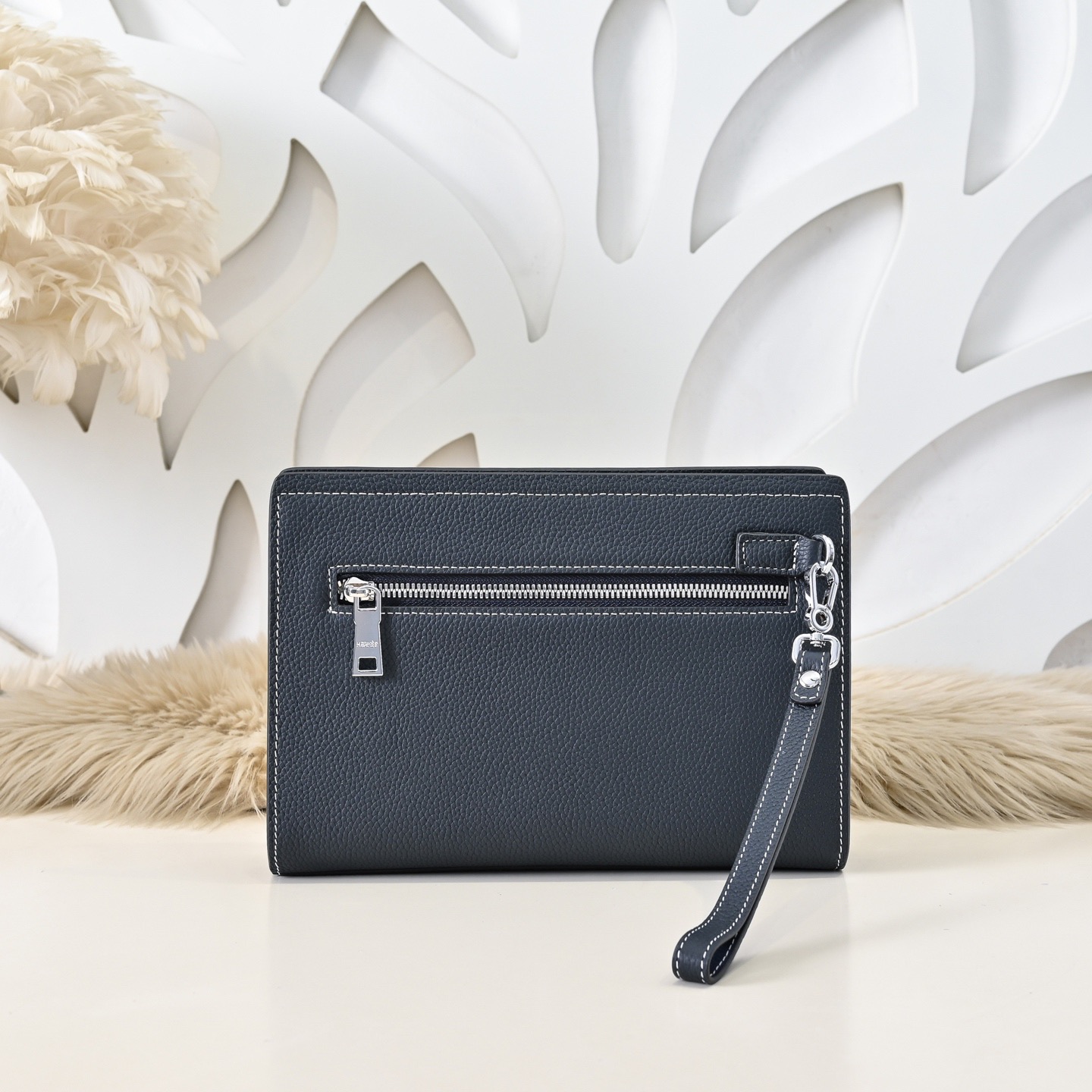 Hermes 에르메스 남성 가죽 스트랩 클러치백 3