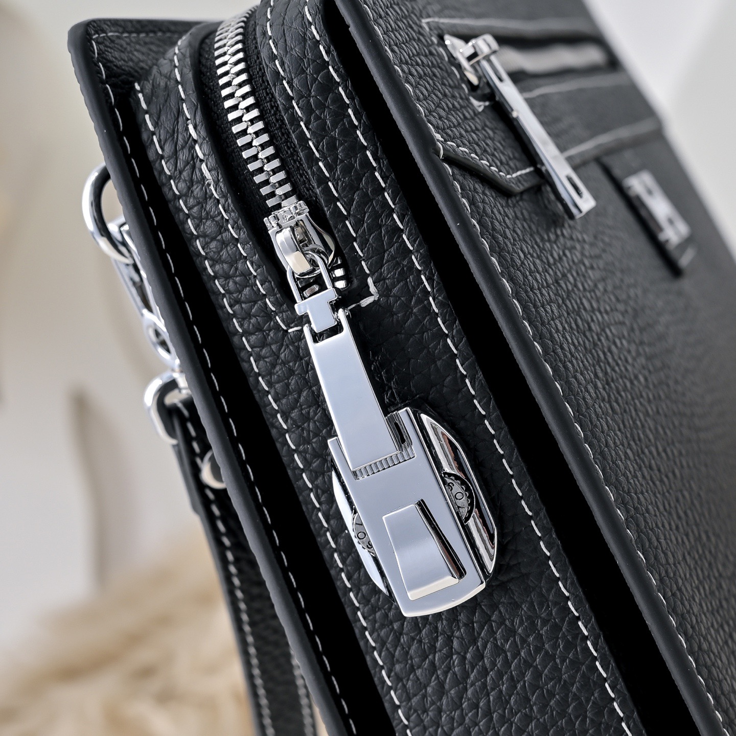 Hermes 에르메스 남성 가죽 클러치백 블랙 6