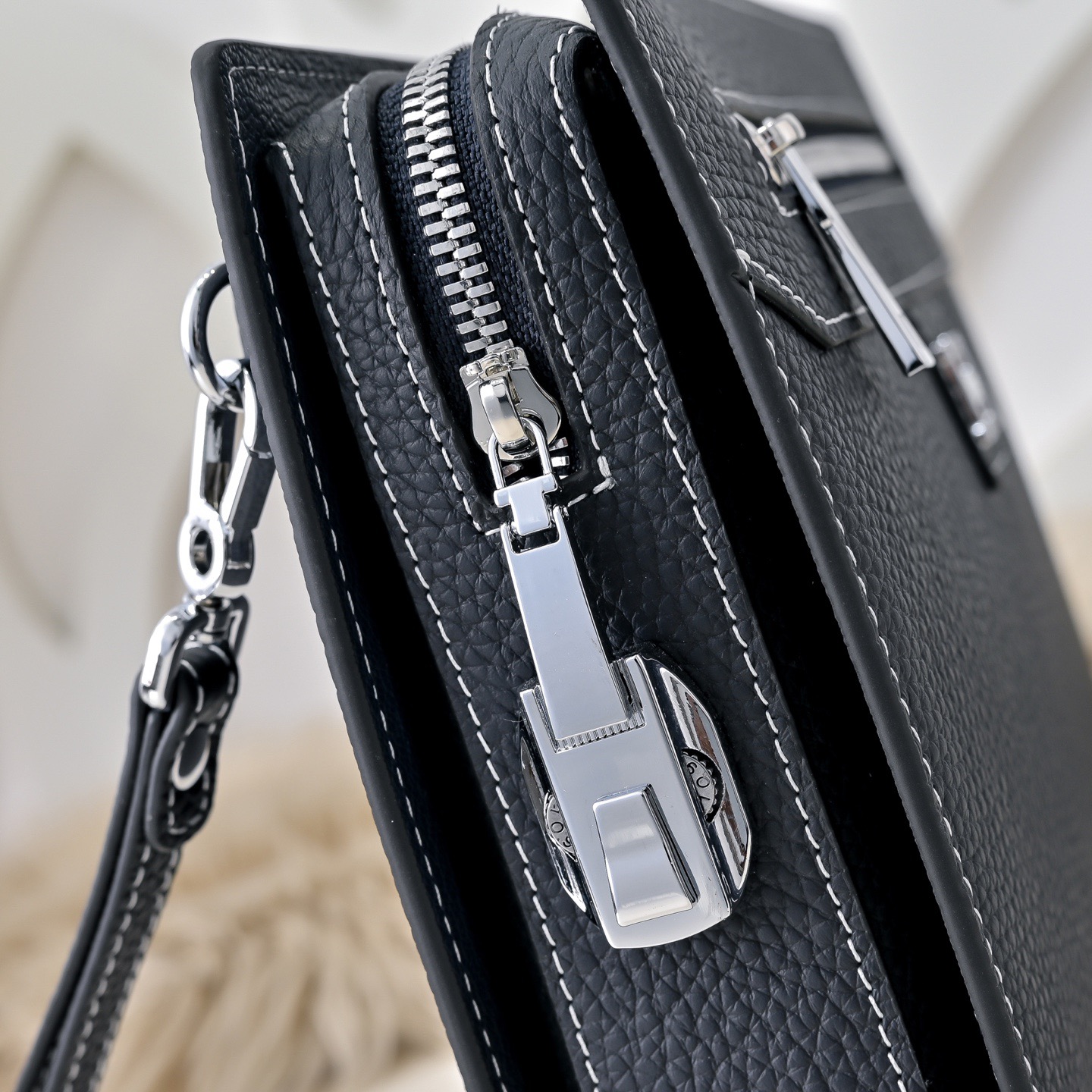 Hermes 에르메스 남성 가죽 클러치백 5