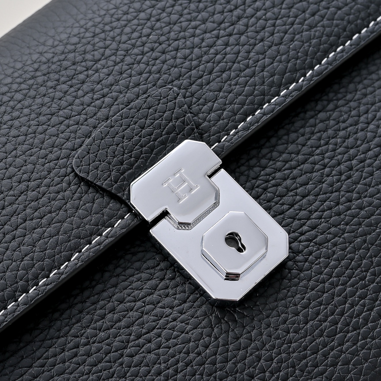 Hermes 에르메스 남성 가죽 클러치백 4