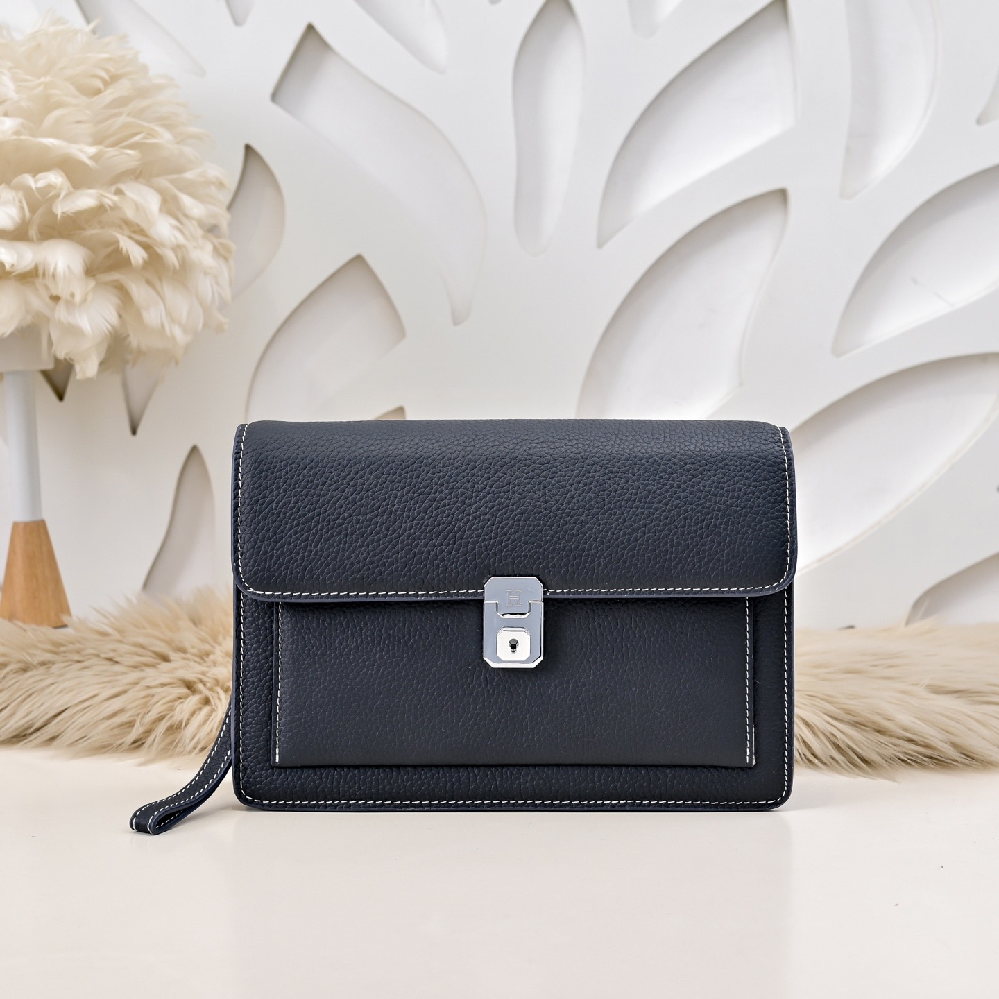 Hermes 에르메스 남성 소가죽 클러치백 1