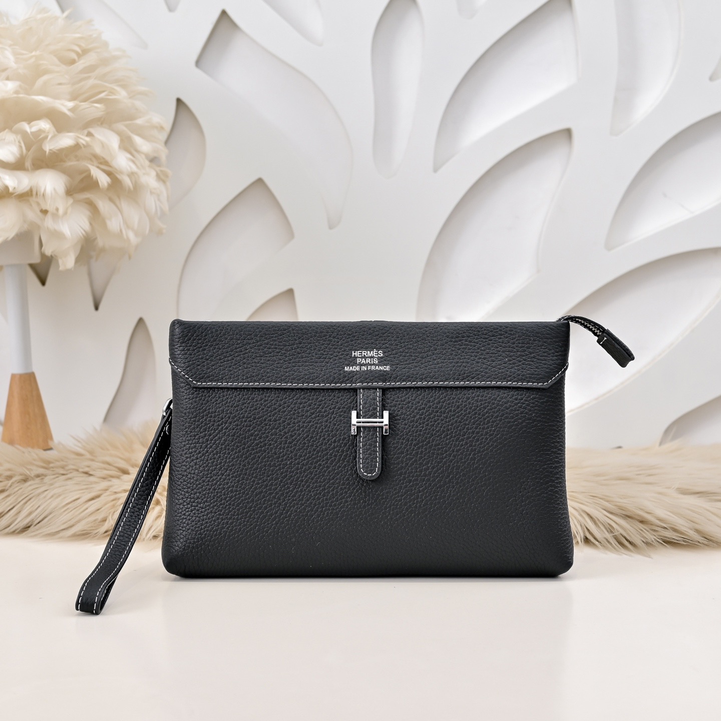 Hermes 에르메스 남성 가죽 스트랩 클러치백 블랙 1