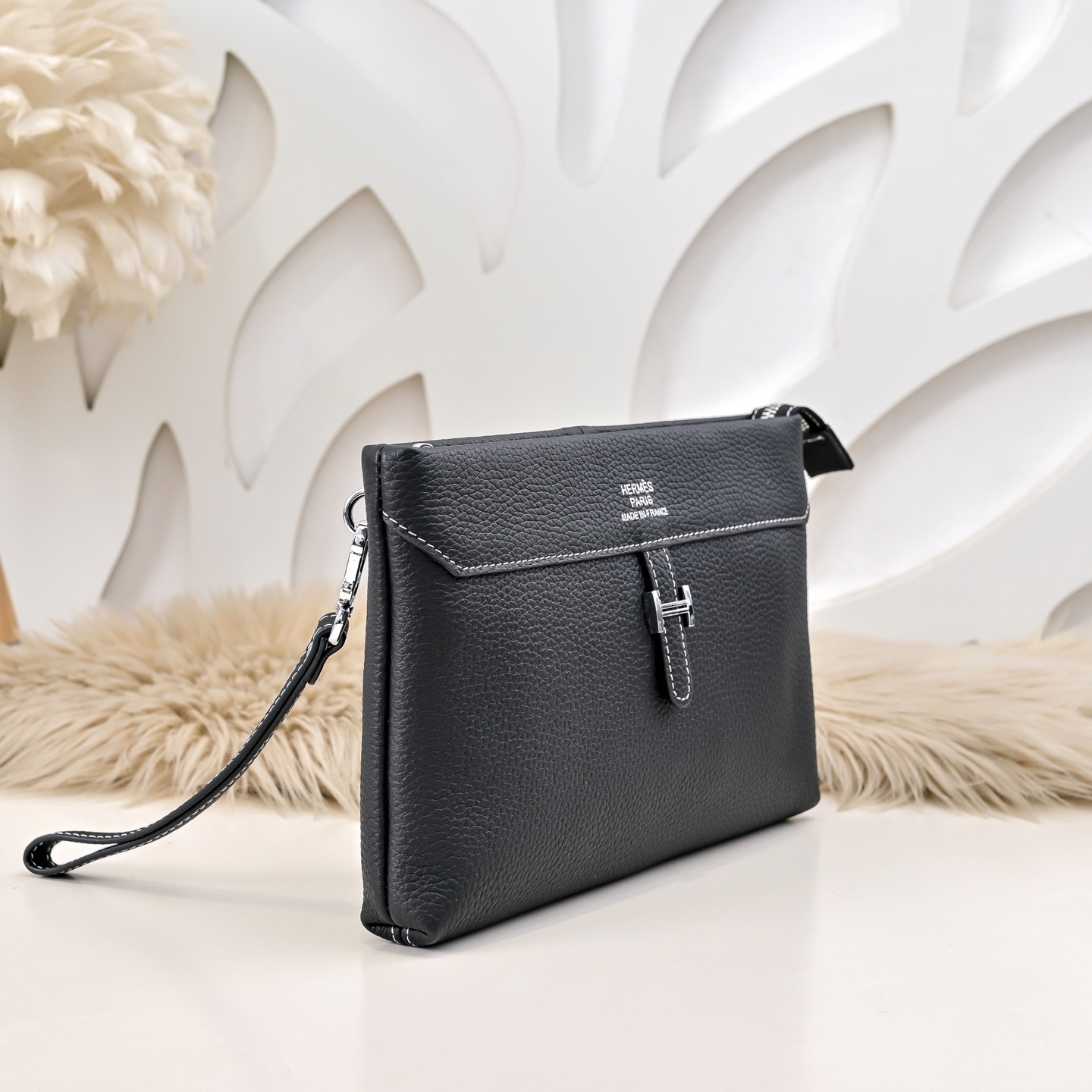 Hermes 에르메스 남성 가죽 스트랩 클러치백 블랙 2