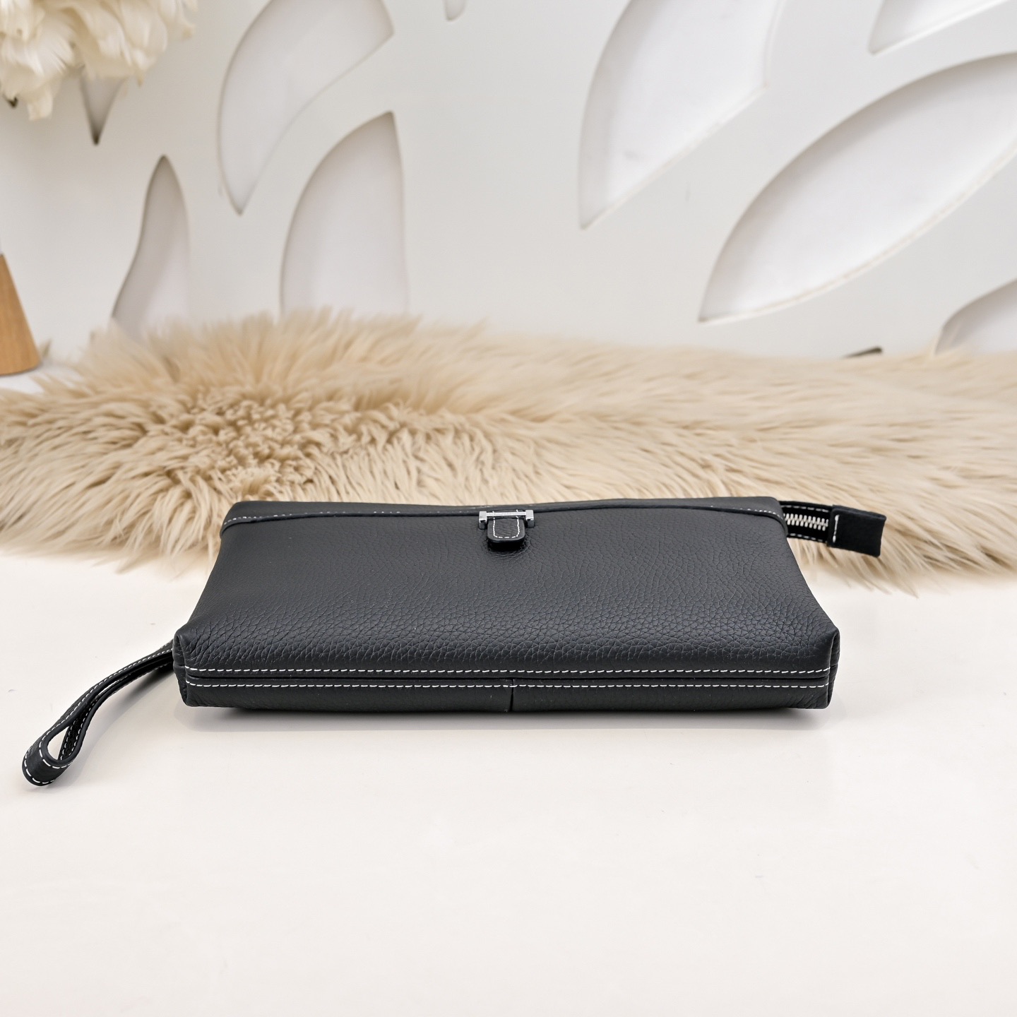 Hermes 에르메스 남성 가죽 스트랩 클러치백 블랙 7