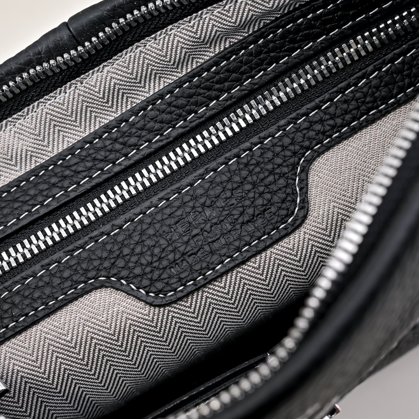 Hermes 에르메스 남성 가죽 스트랩 클러치백 블랙 8