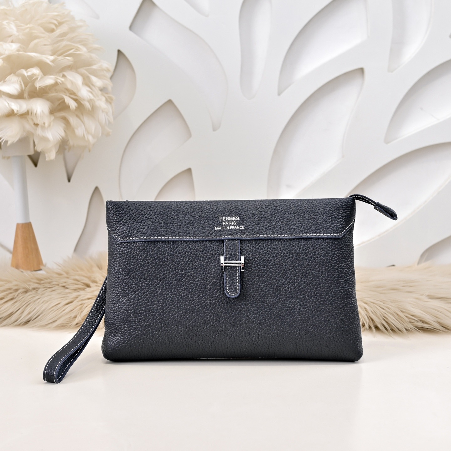 Hermes 에르메스 남성 가죽 클러치백 스트랩 파우치 1