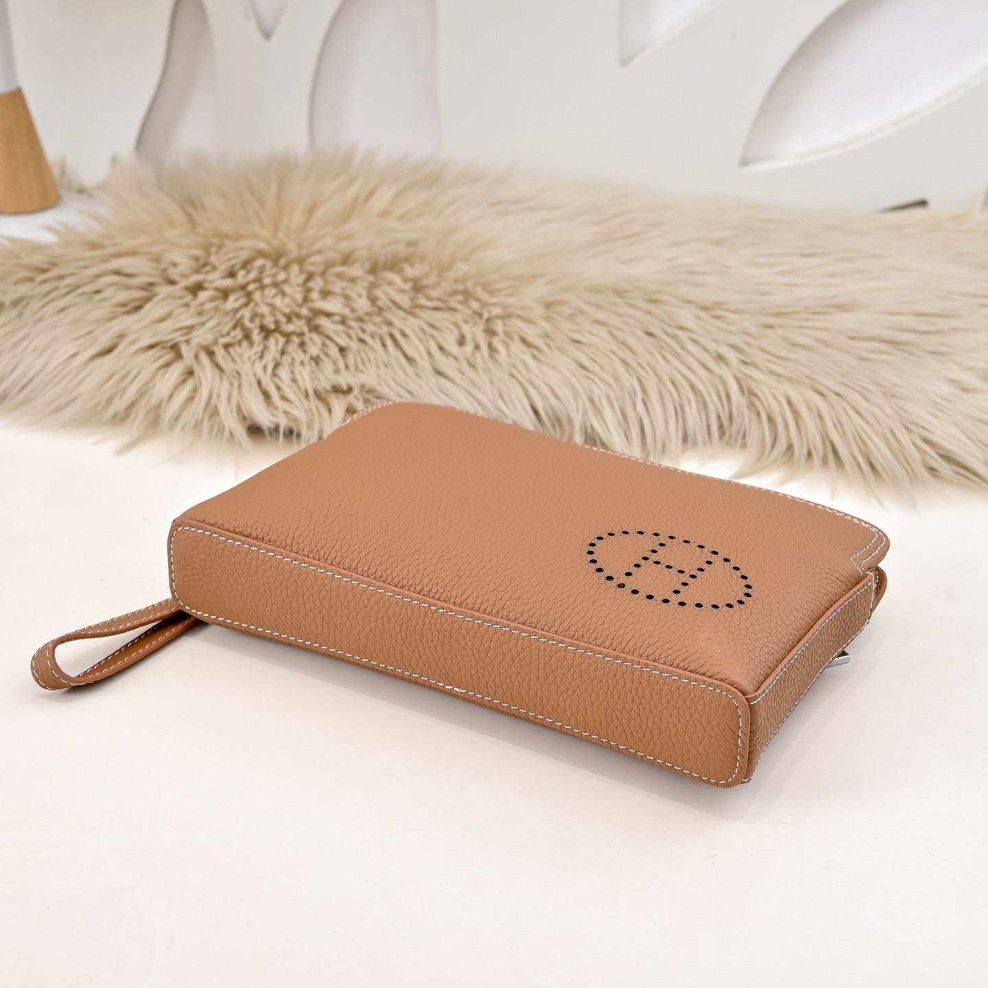 Hermes 에르메스 펀칭 H 로고 남성 소가죽 클러치백 7