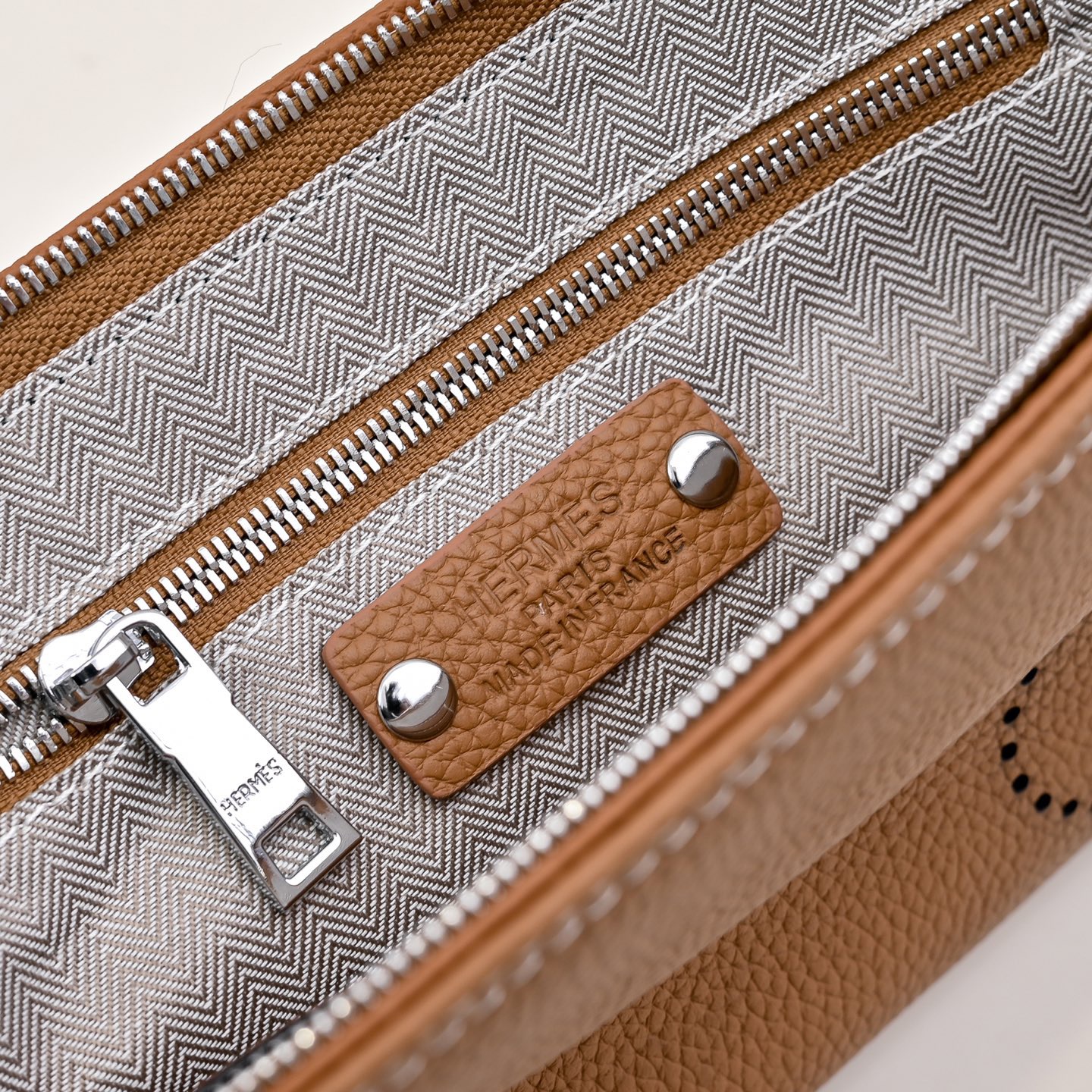 Hermes 에르메스 펀칭 H 로고 남성 소가죽 클러치백 8