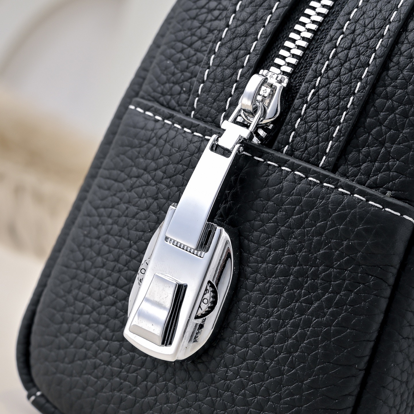 Hermes 에르메스 남성 소가죽 클러치백 블랙 5