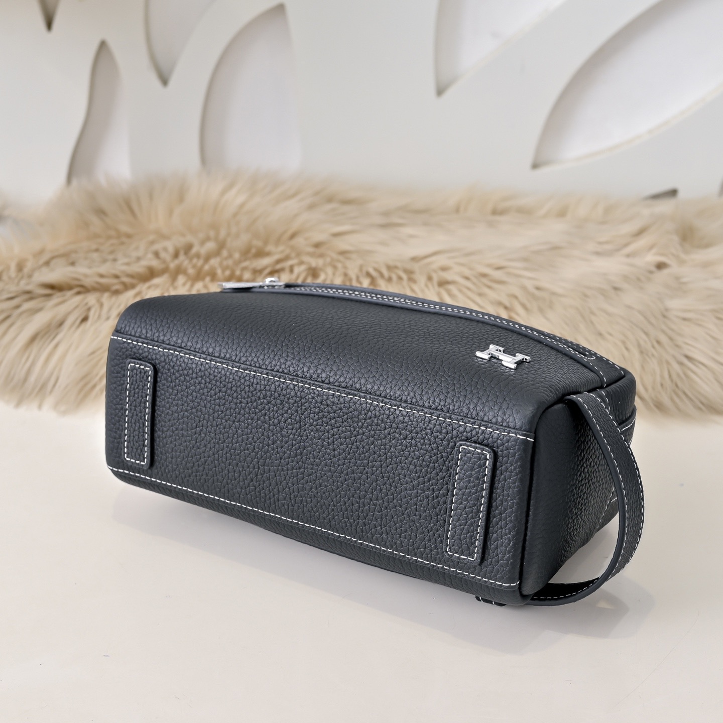 Hermes 에르메스 남성 소가죽 클러치백 블랙 7