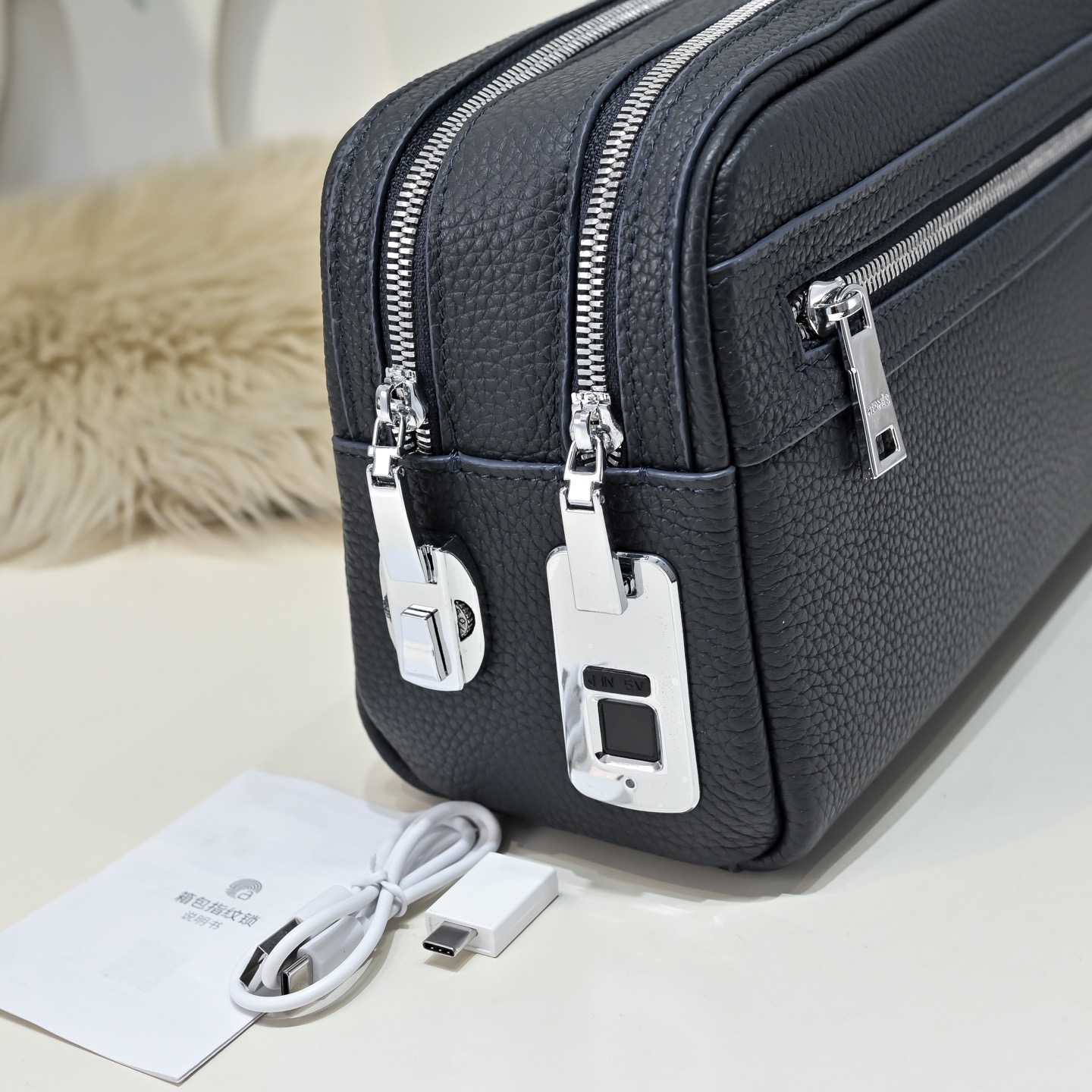 Hermes 에르메스 남성 소가죽 지퍼 클러치백 6