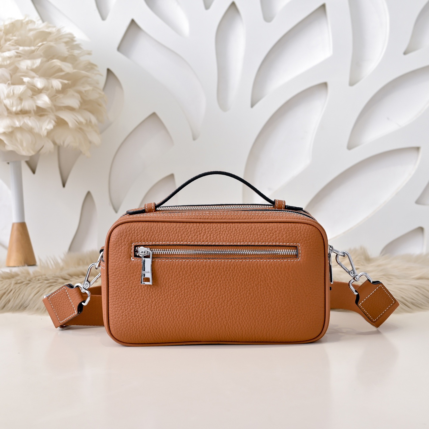 Hermes 에르메스 남성 토고 레더 크로스바디 브라운 가죽 3