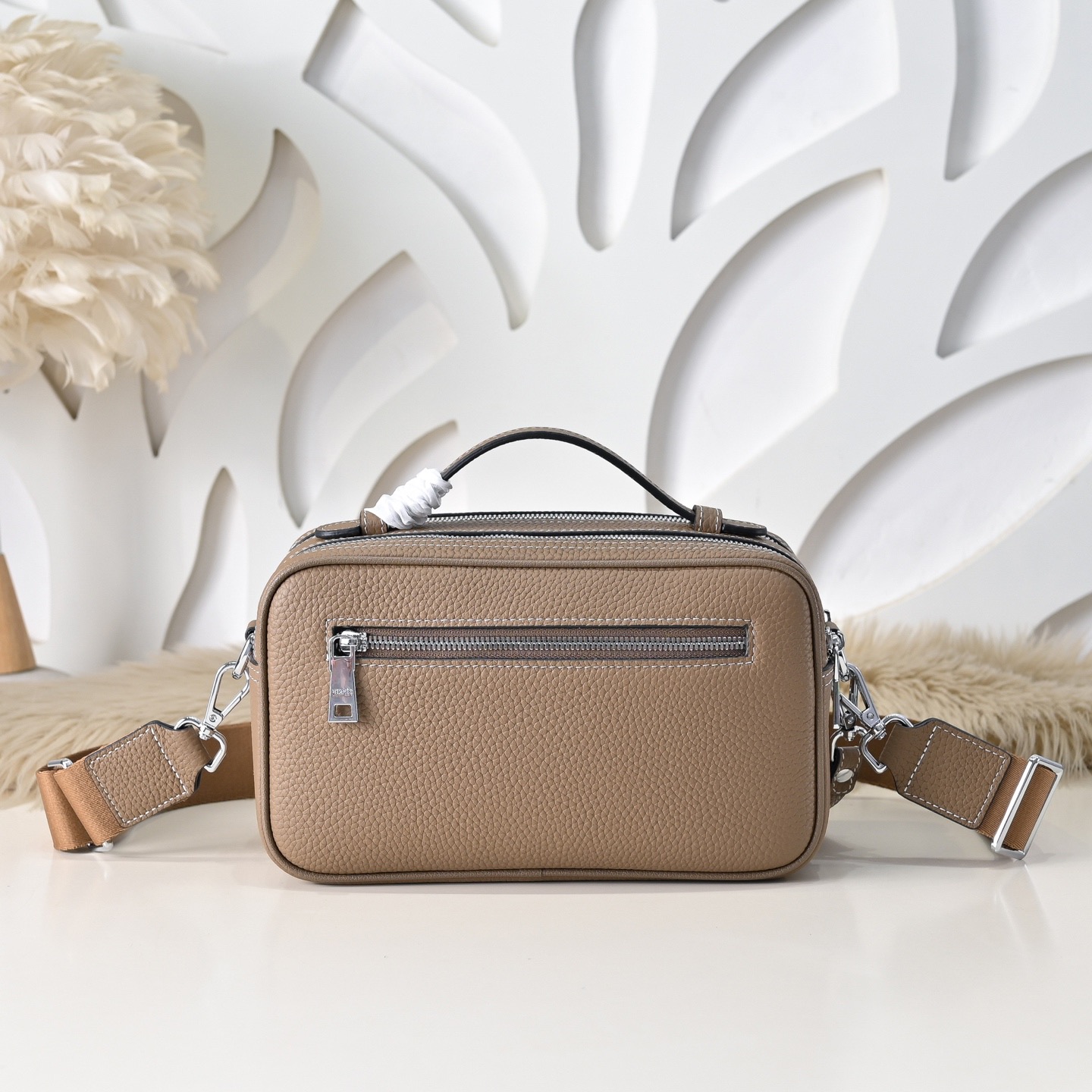 Hermes 에르메스 남성 토고 레더 크로스바디 클러치백 3