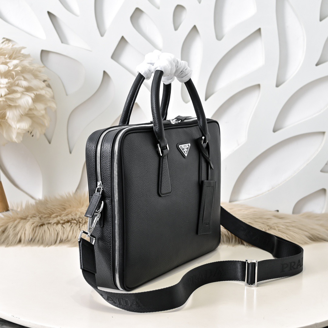 Prada 프라다 남성 소가죽 브리프케이스 토트백 2