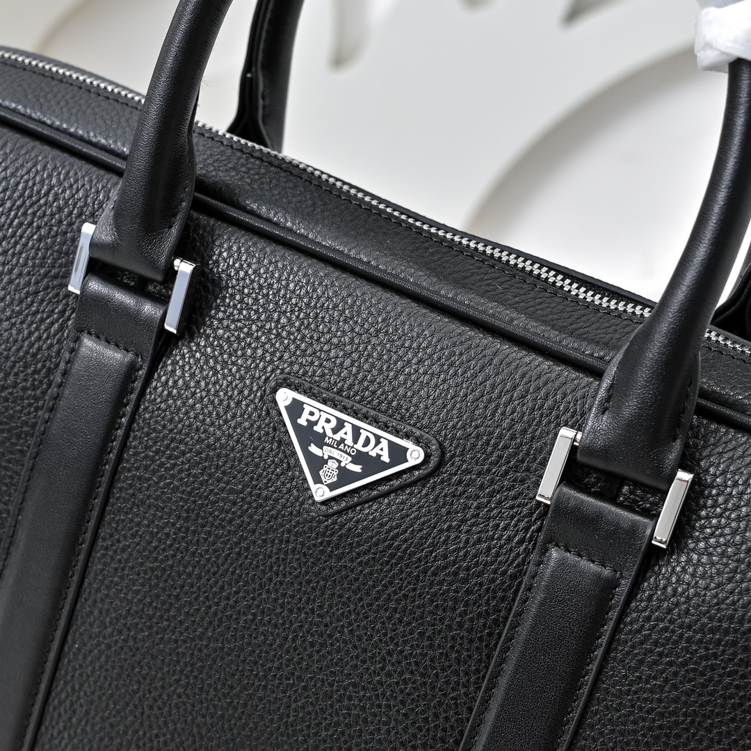 Prada 프라다 남성 소가죽 비즈니스 브리프케이스 4