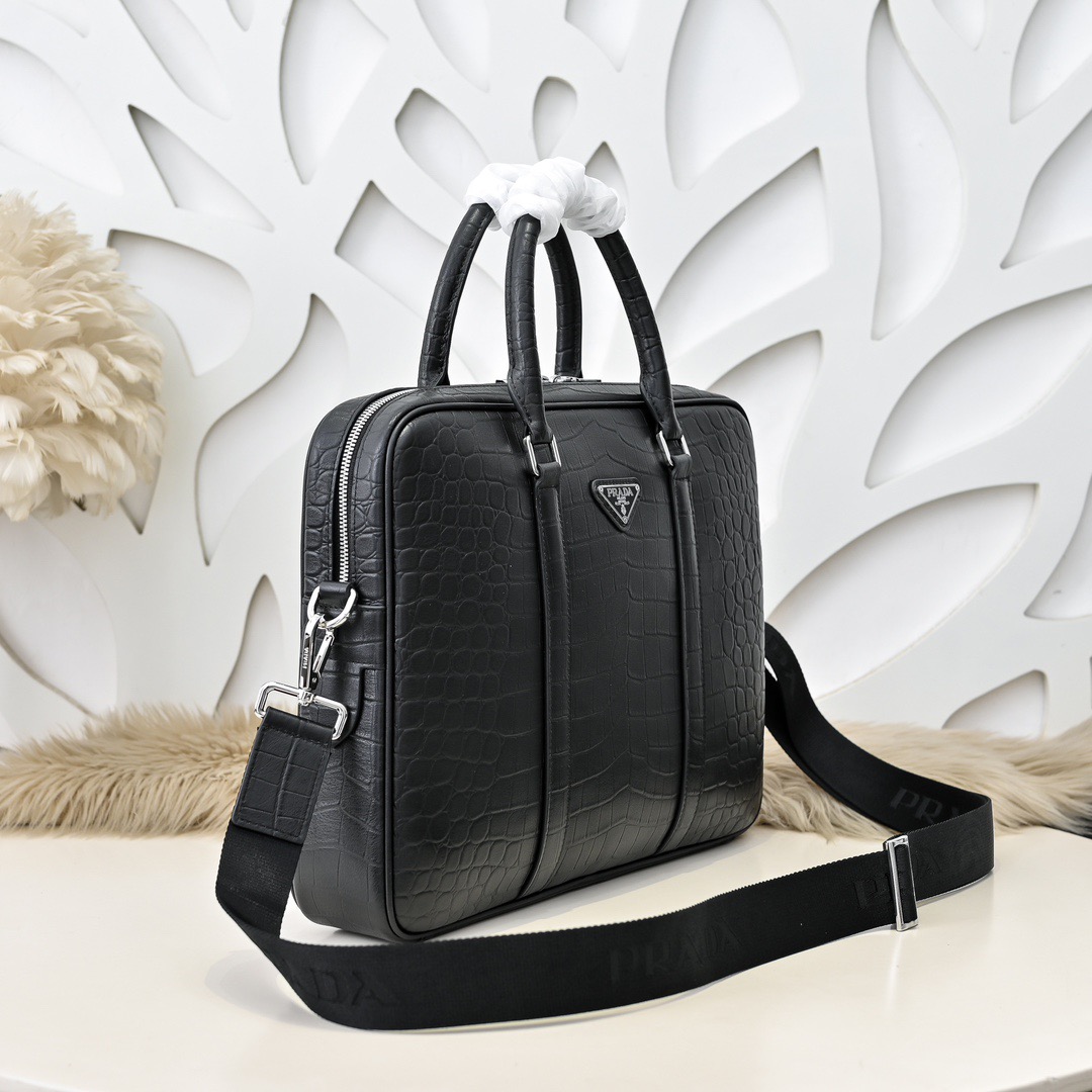 Prada 프라다 크로커다일 엠보 남성 브리프케이스 토트백 2