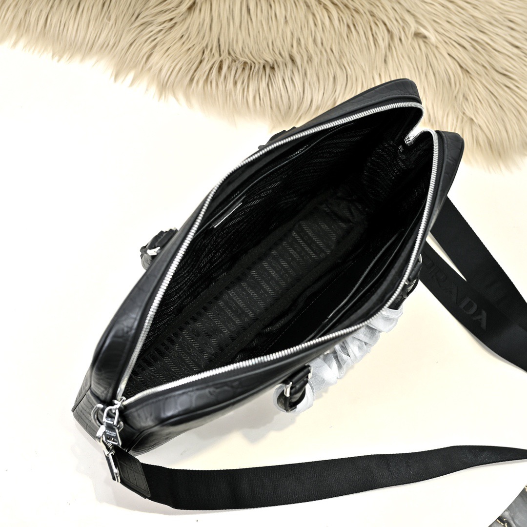Prada 프라다 크로커다일 엠보 남성 브리프케이스 토트백 9
