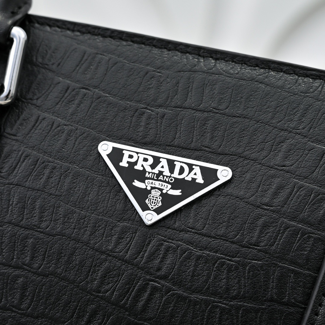 Prada 프라다 남성 크로커다일 패턴 브리프케이스 토트백 4