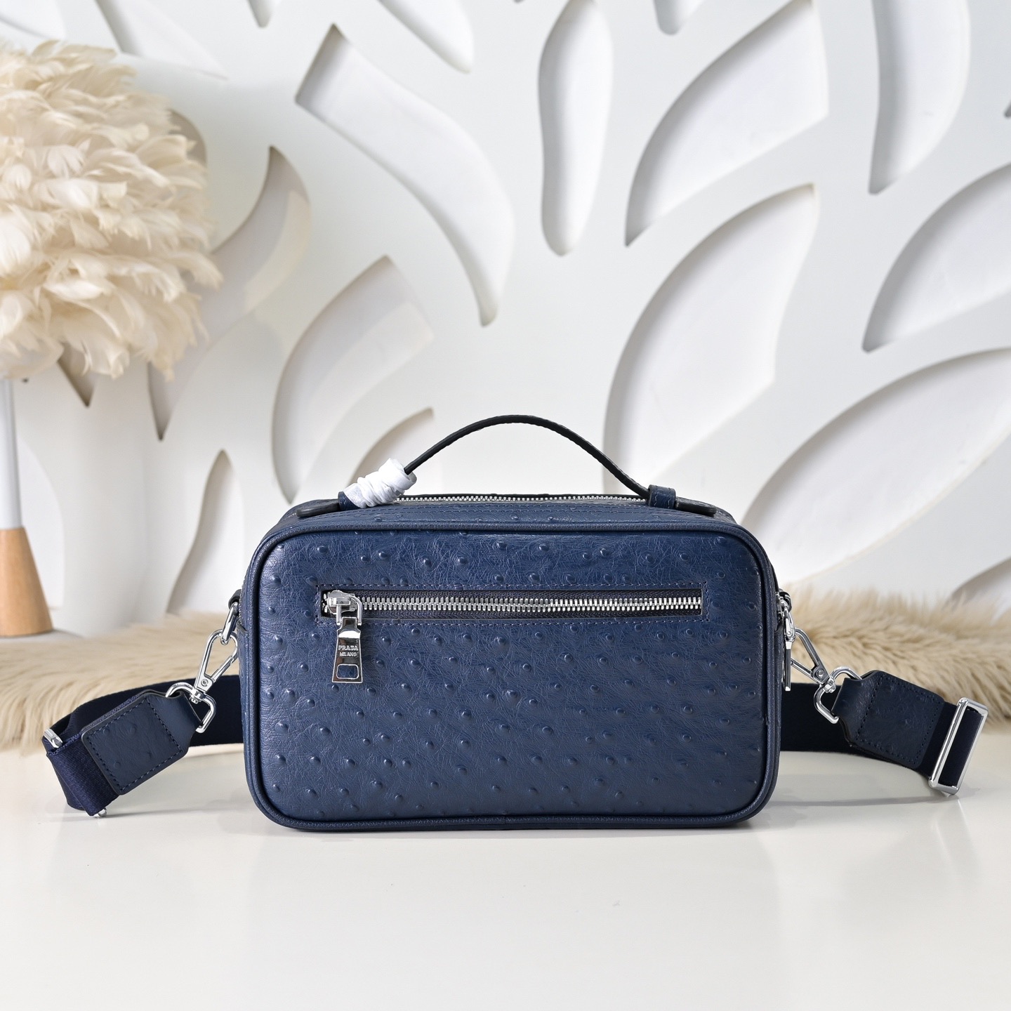 Prada 프라다 오스트리치 패턴 남성 크로스바디 토트백 3