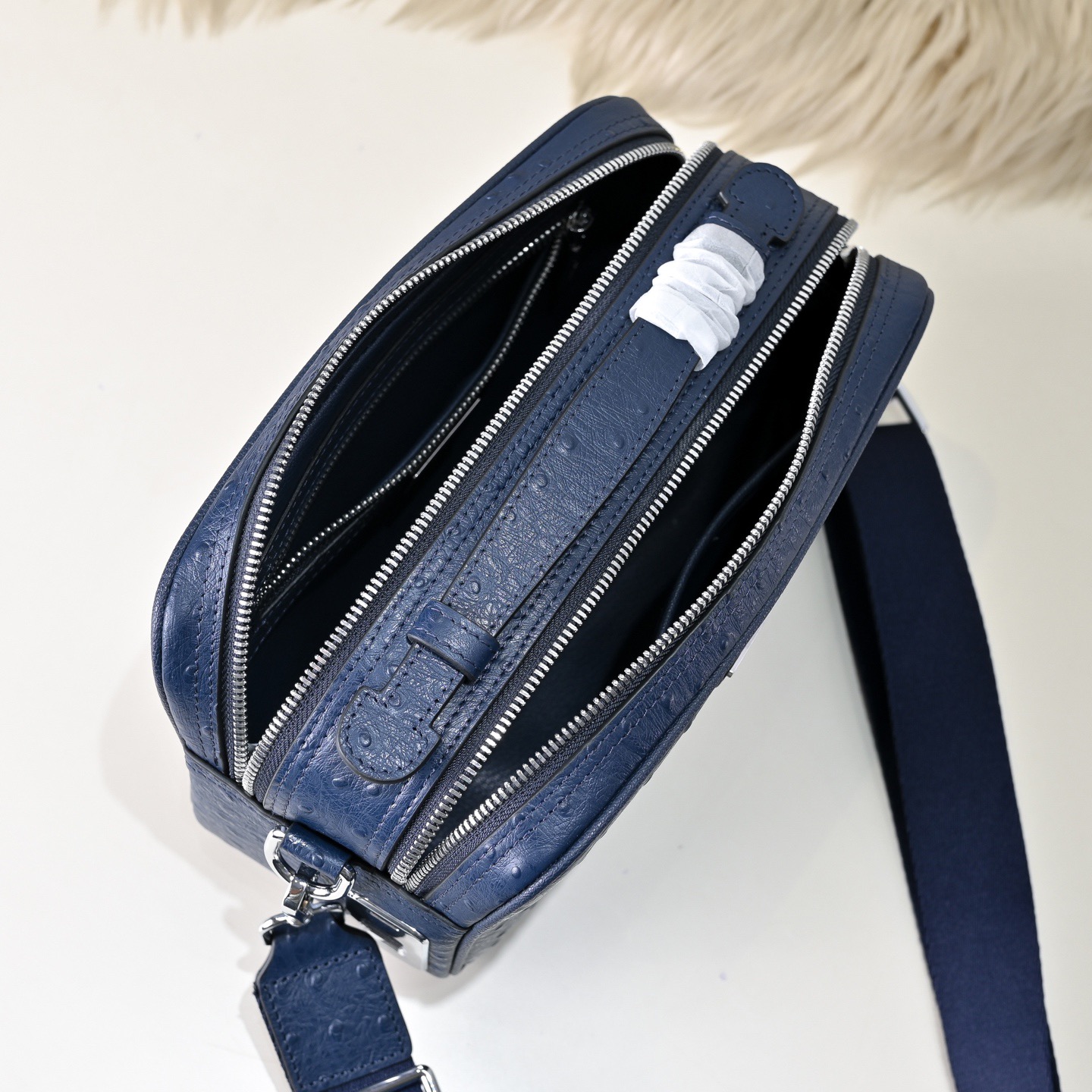 Prada 프라다 오스트리치 패턴 남성 크로스바디 토트백 9