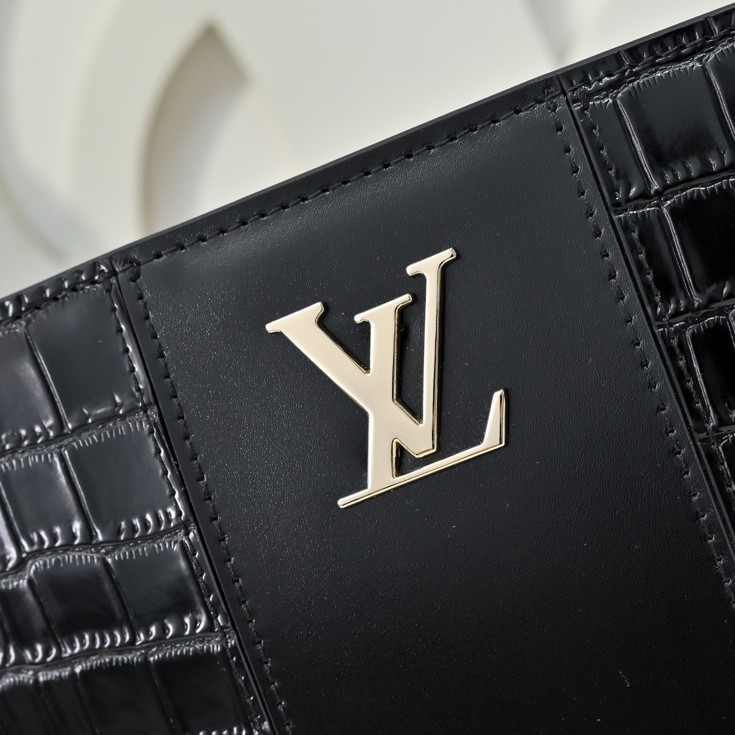 Louis Vuitton 루이비통 남성 모노그램 LV 로고 소가죽 클러치백 5