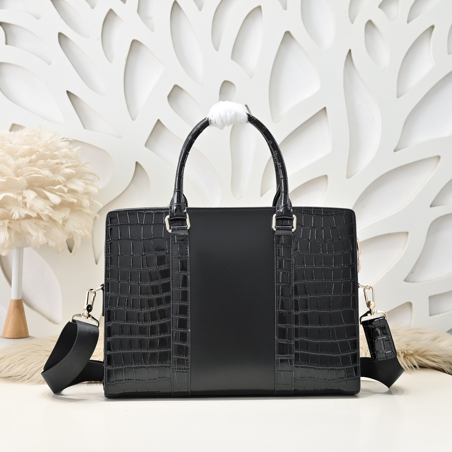 Louis Vuitton 루이비통 남성 크로커다일 패턴 비즈니스 토트백 3