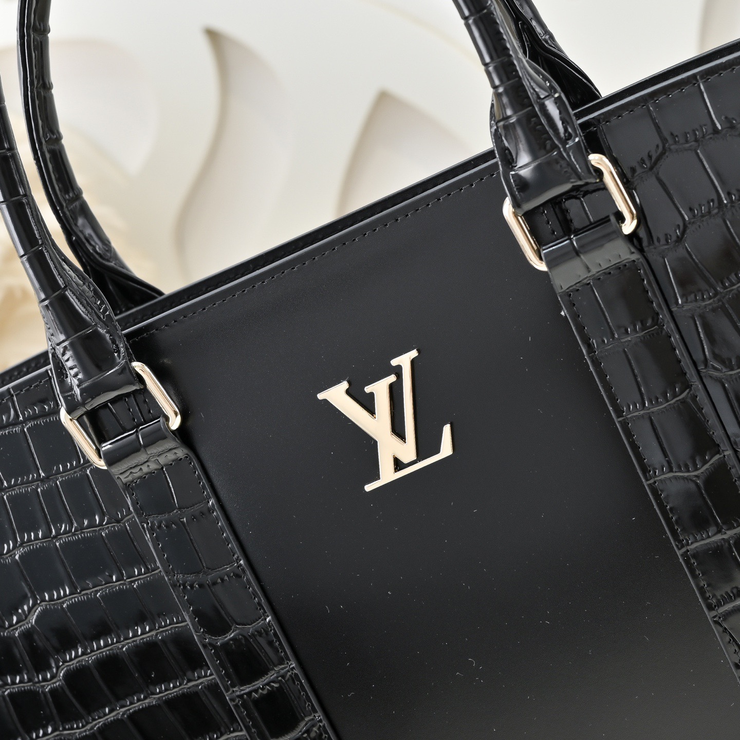 Louis Vuitton 루이비통 남성 크로커다일 패턴 비즈니스 토트백 4