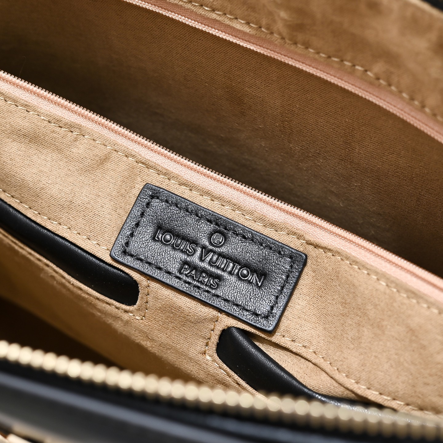 Louis Vuitton 루이비통 남성 크로커다일 패턴 비즈니스 토트백 8