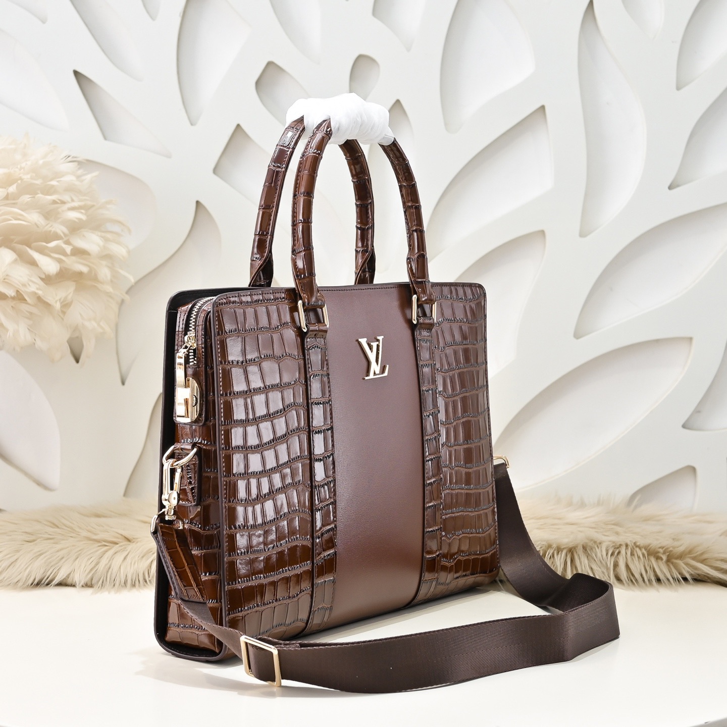 Louis Vuitton 루이비통 남성 크로커다일 패턴 브리프케이스 토트백 2