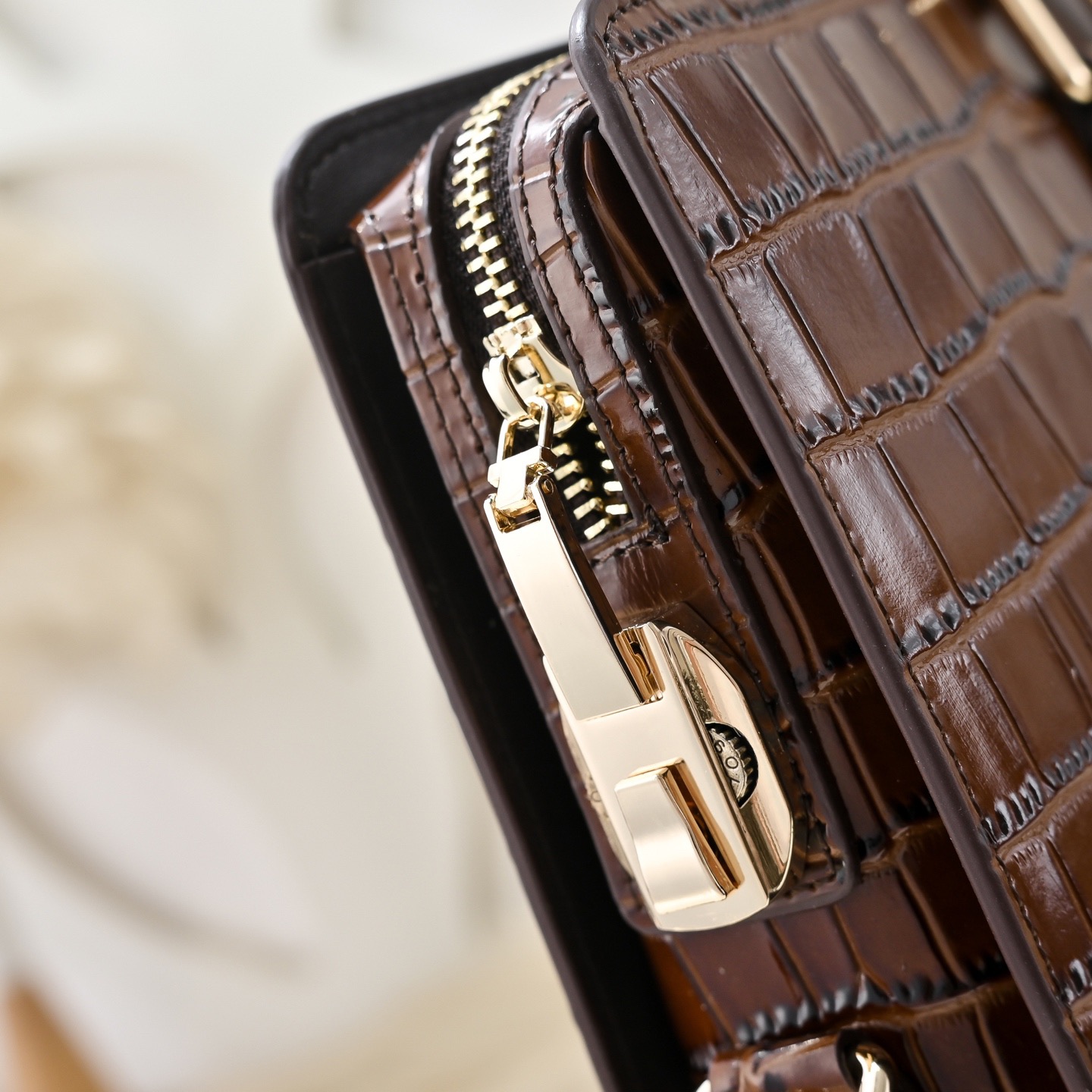 Louis Vuitton 루이비통 남성 크로커다일 패턴 브리프케이스 토트백 5