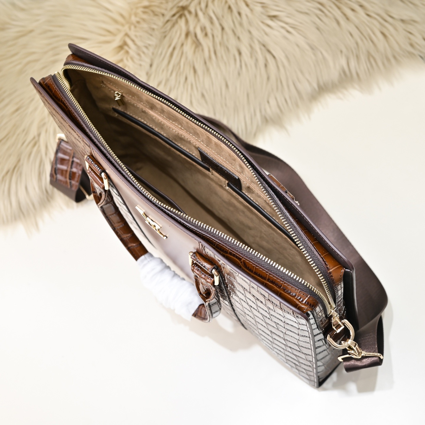 Louis Vuitton 루이비통 남성 크로커다일 패턴 브리프케이스 토트백 9